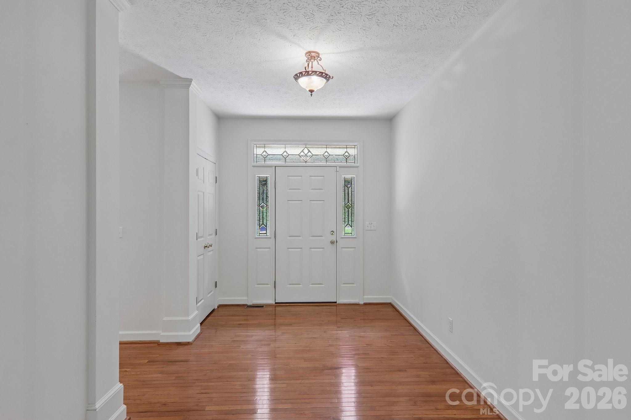 208 Arbor Lane — Hendersonville