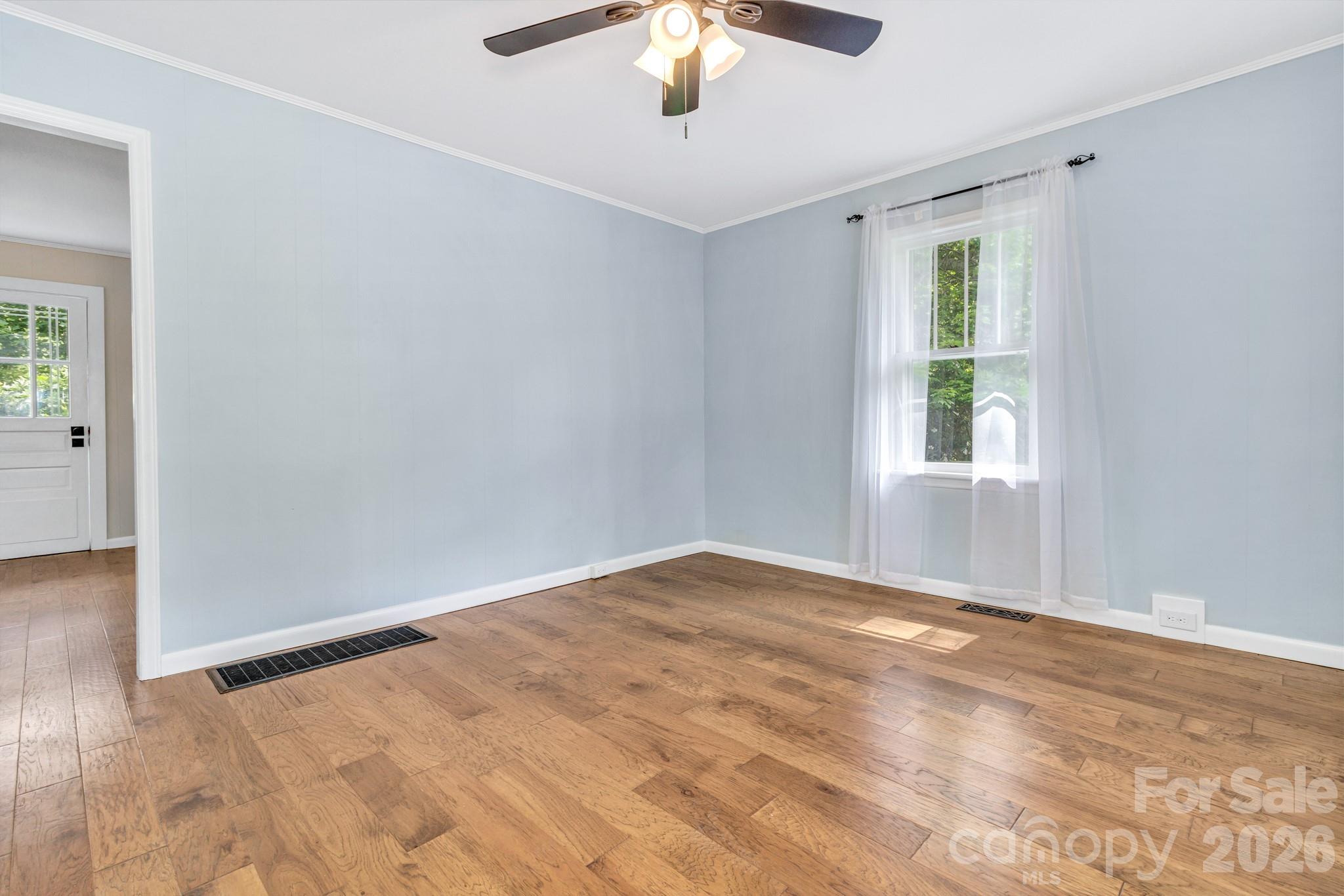657 Old Fort Road — Fairview