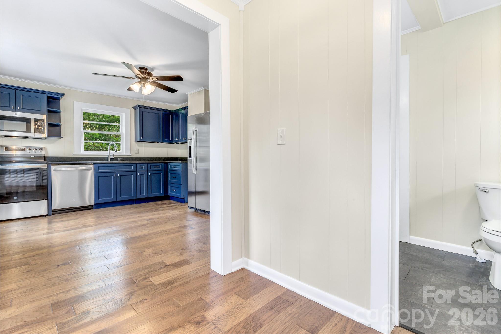 657 Old Fort Road — Fairview