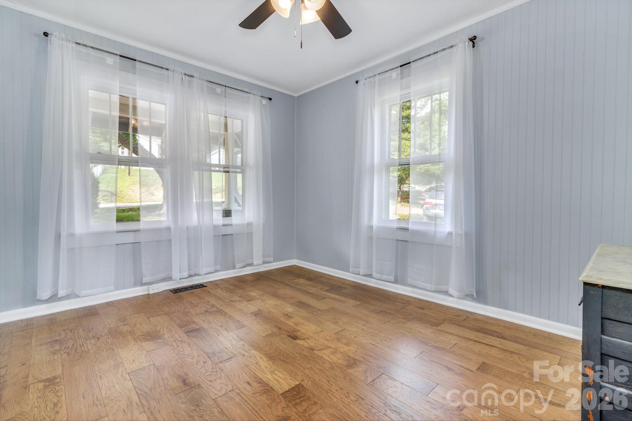 657 Old Fort Road — Fairview