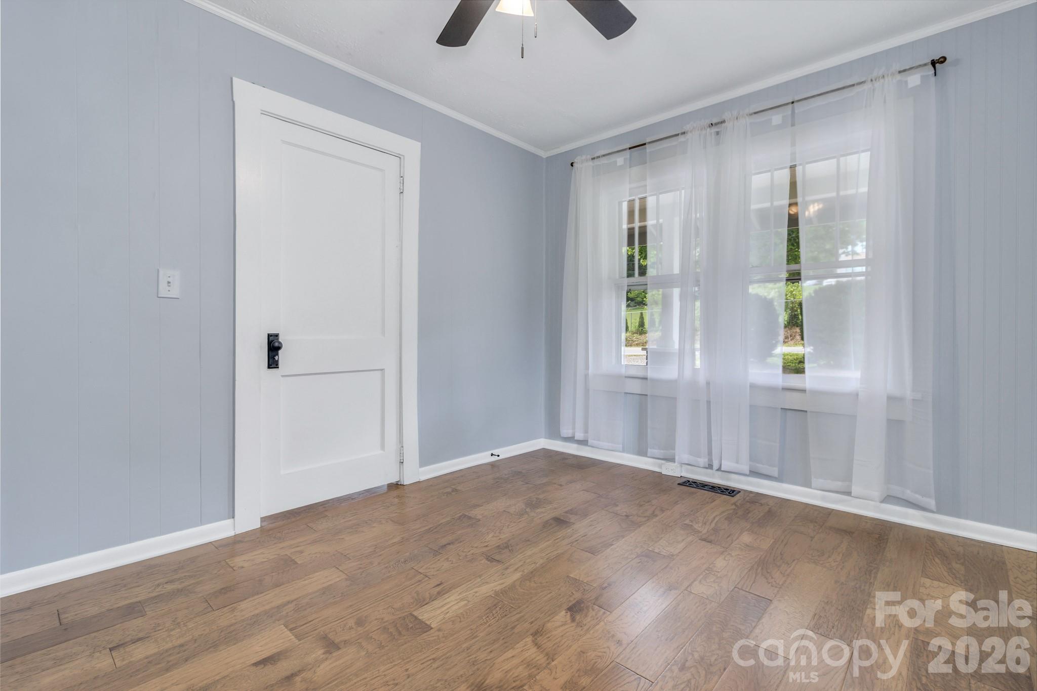 657 Old Fort Road — Fairview