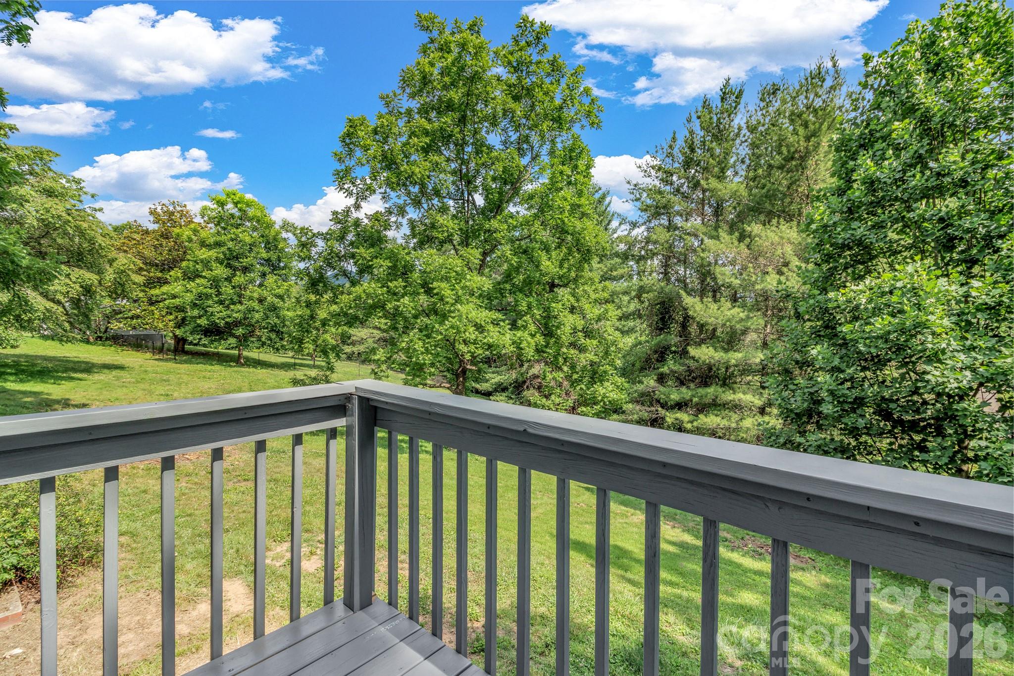 657 Old Fort Road — Fairview