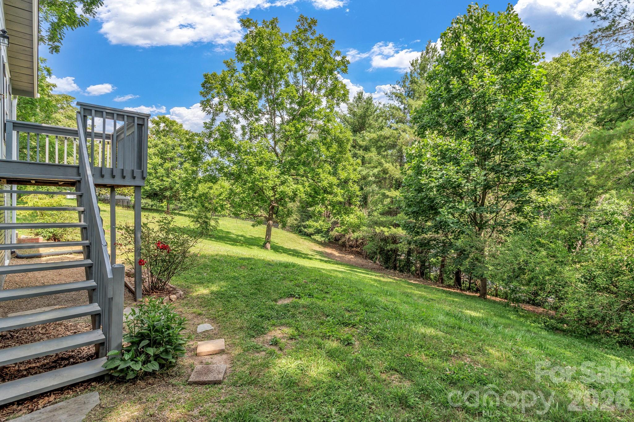 657 Old Fort Road — Fairview