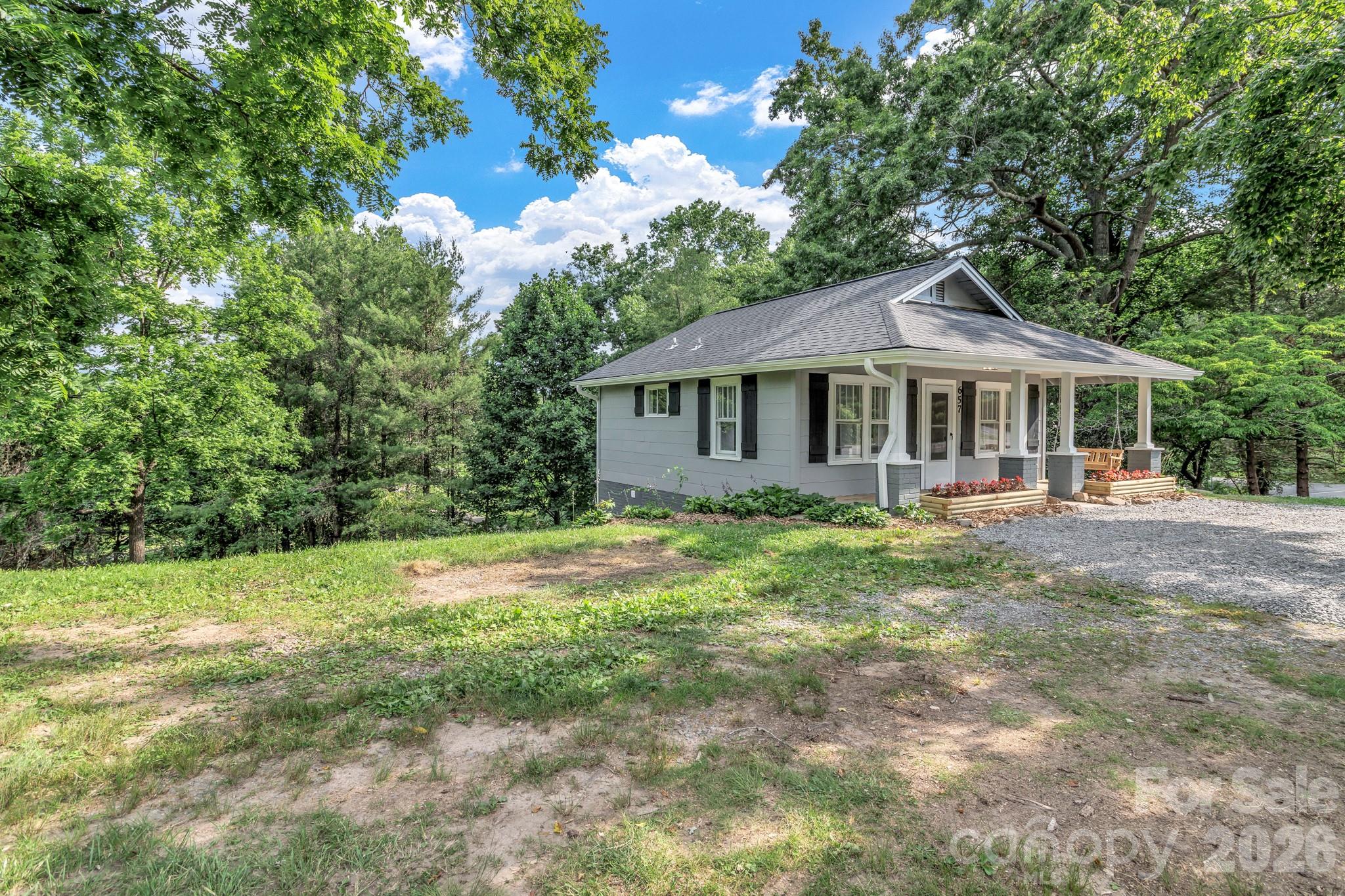 657 Old Fort Road — Fairview