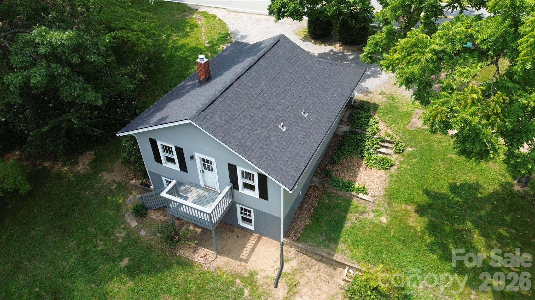 657 Old Fort Road — Fairview