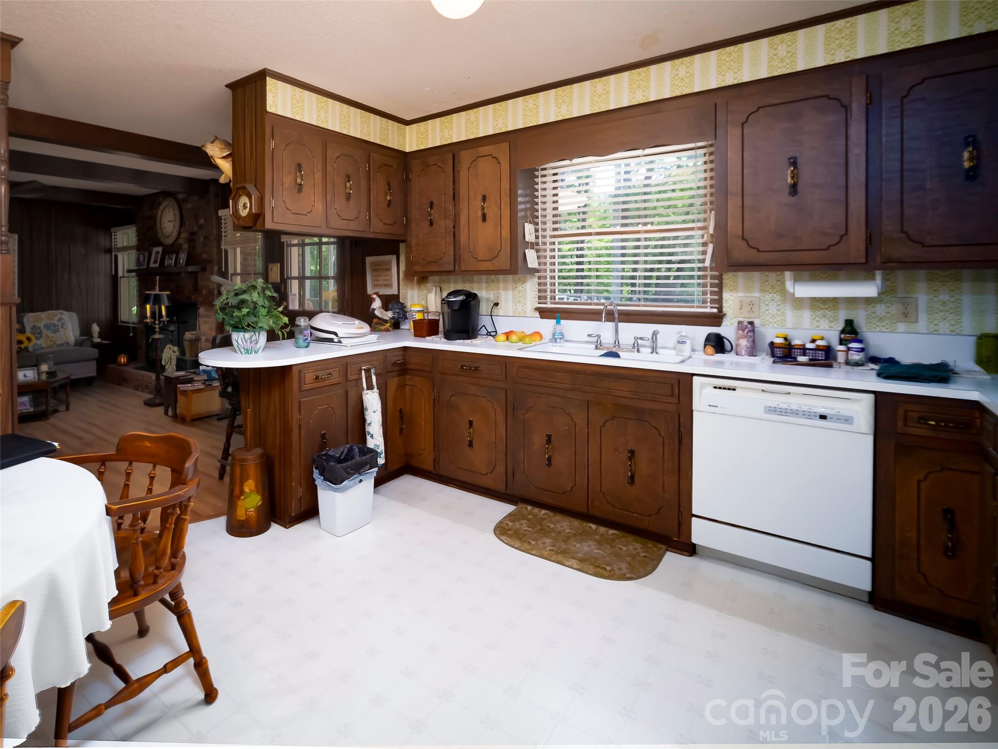 607 Bethany Road — Gastonia