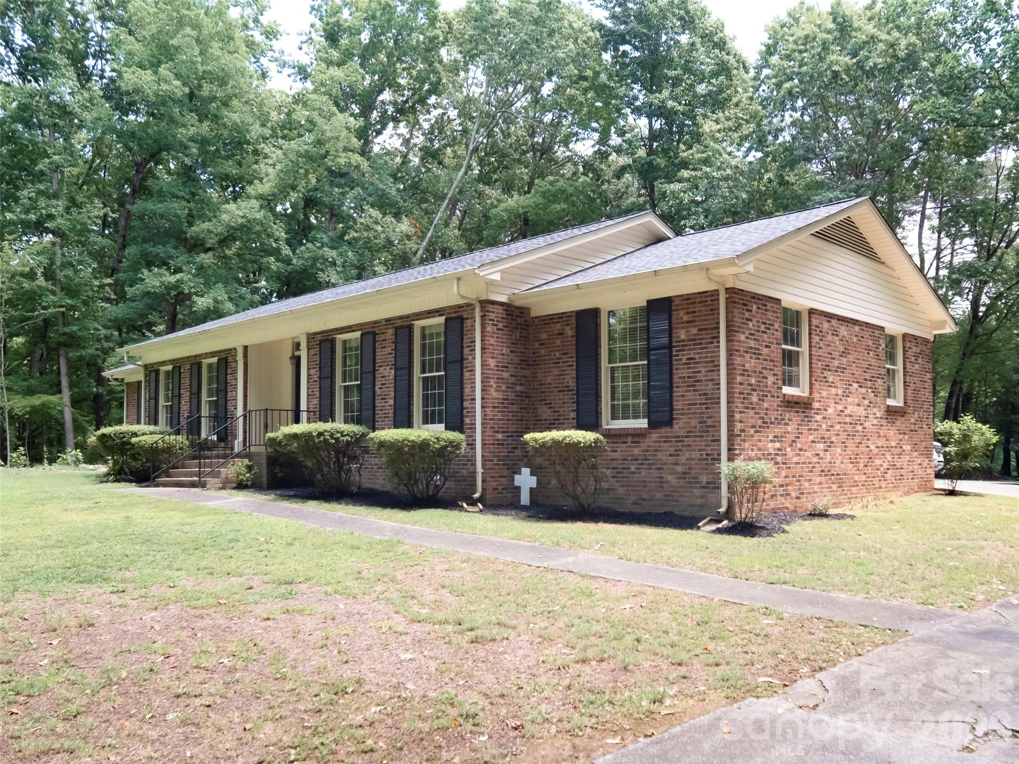 607 Bethany Road — Gastonia