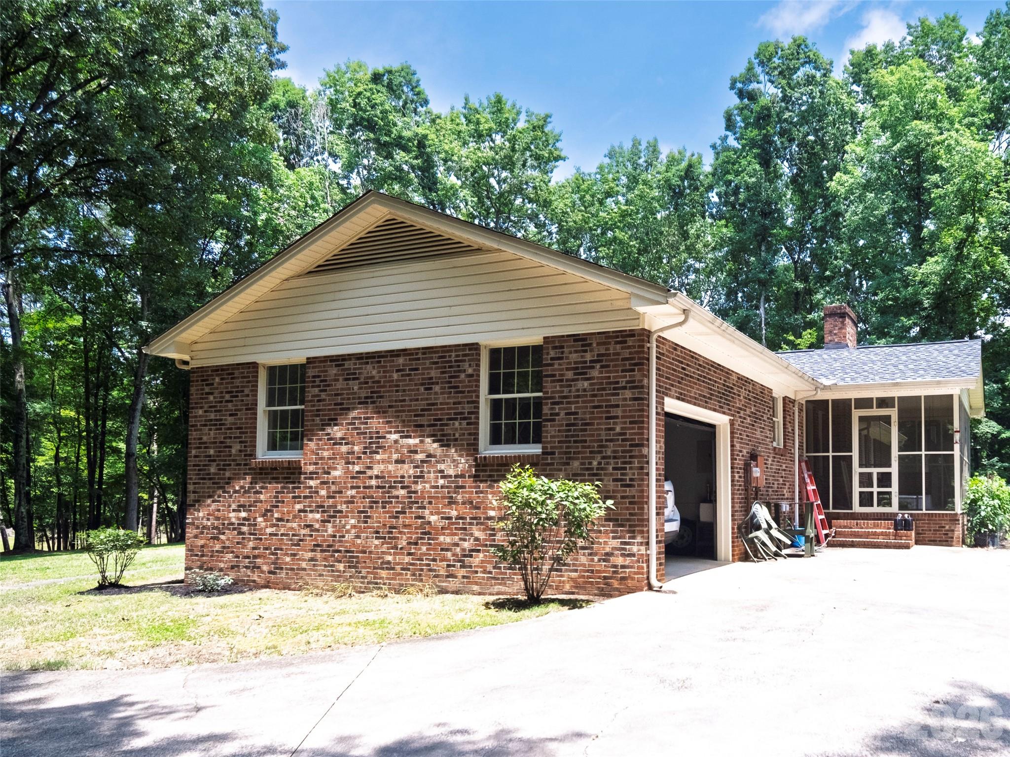 607 Bethany Road — Gastonia