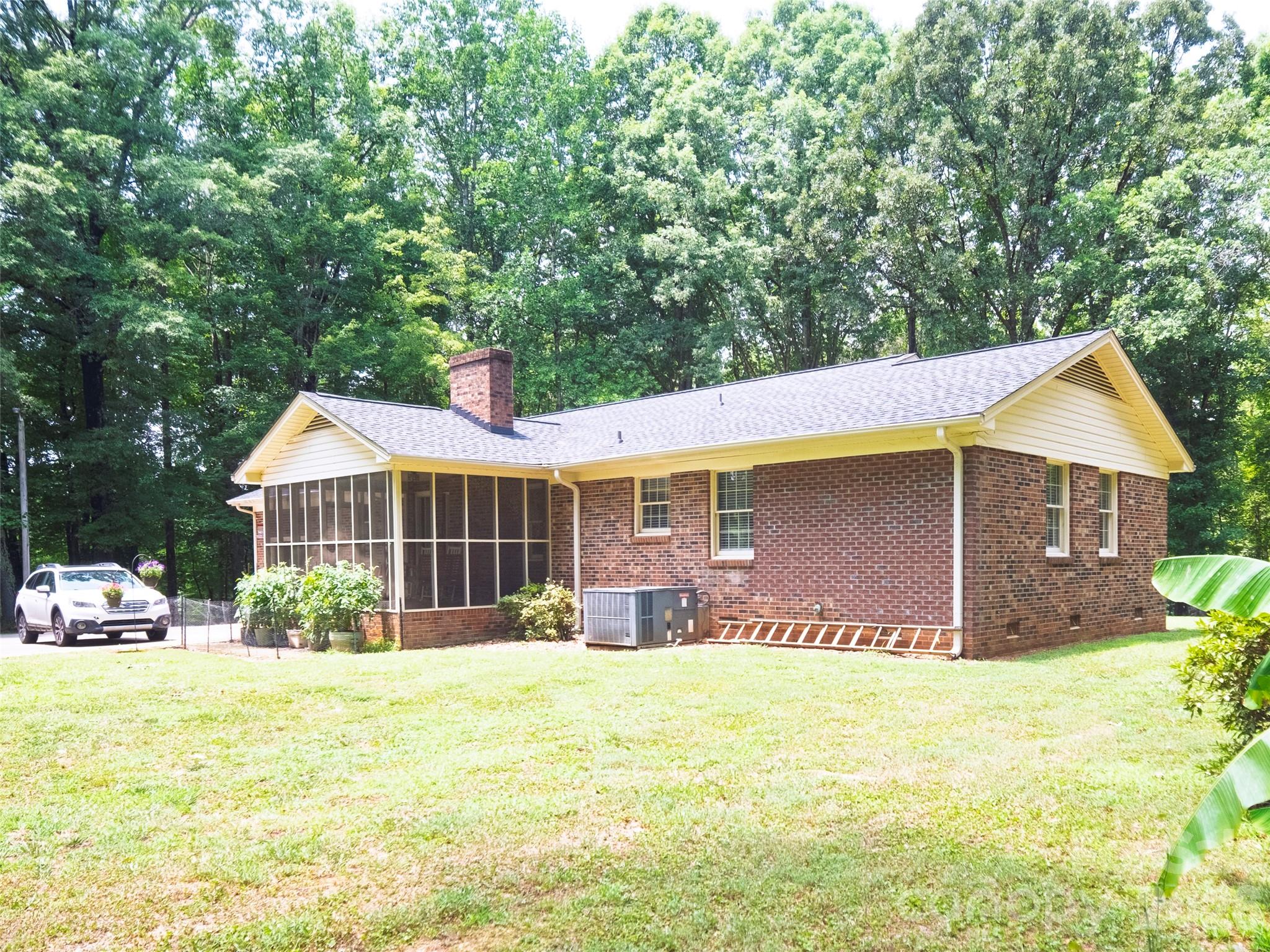 607 Bethany Road — Gastonia