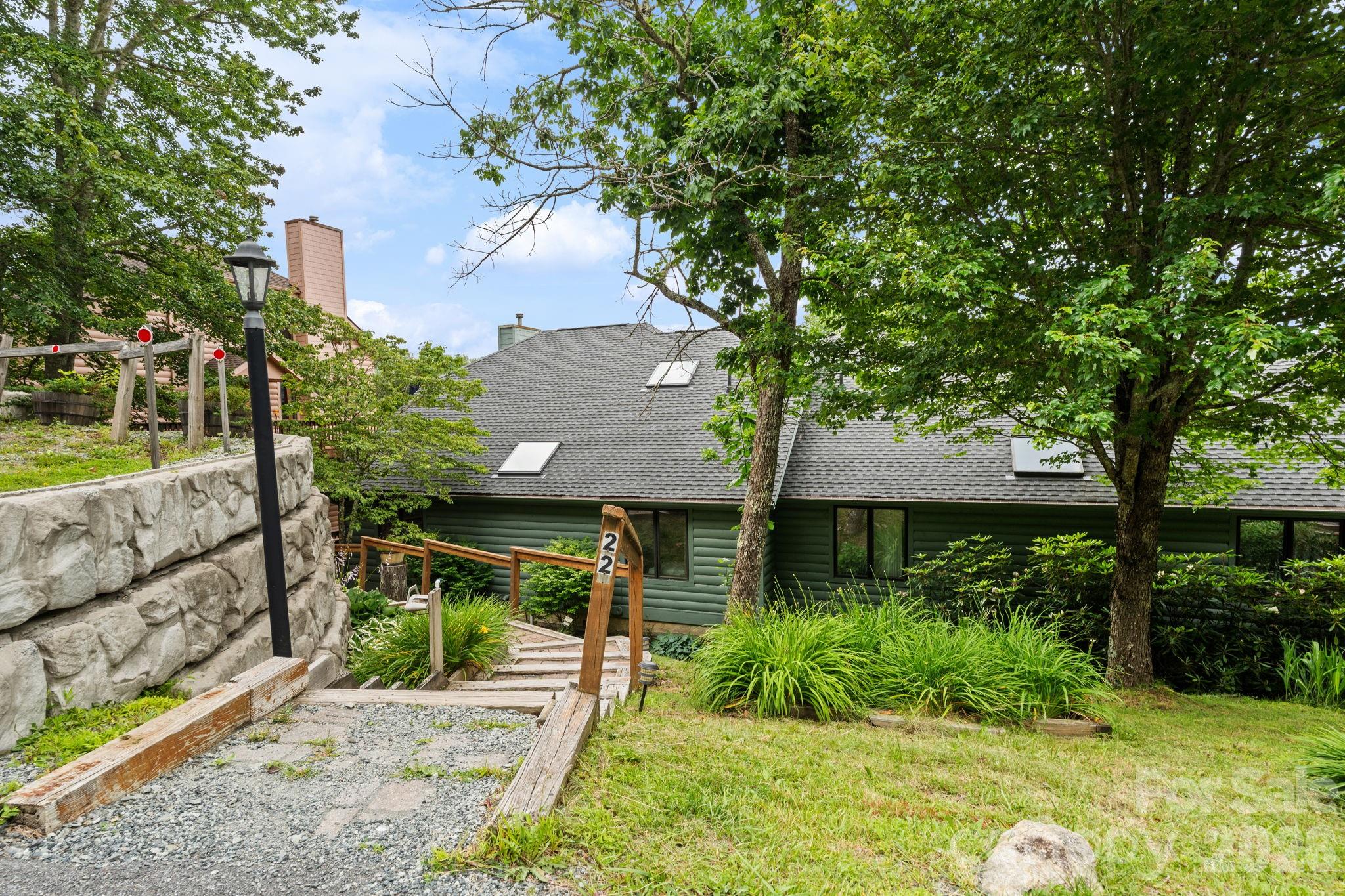 218 Slope View Drive #22 — Sugar Mountain