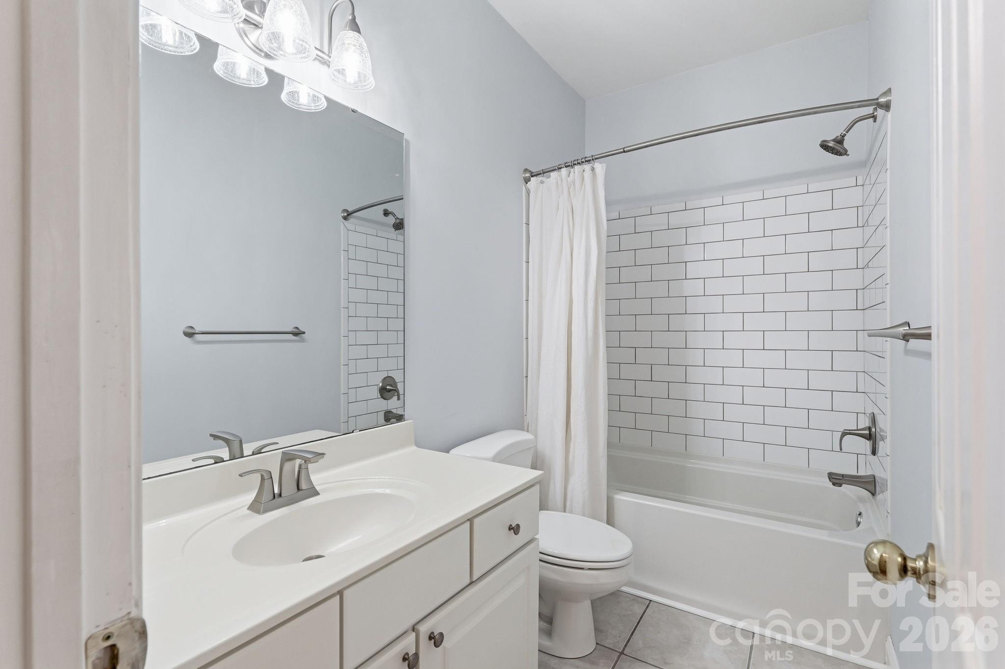 1366 Crown Ridge Drive — Fort Mill