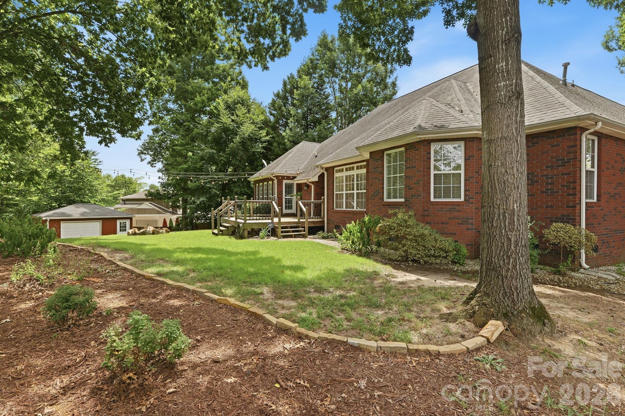 1366 Crown Ridge Drive — Fort Mill