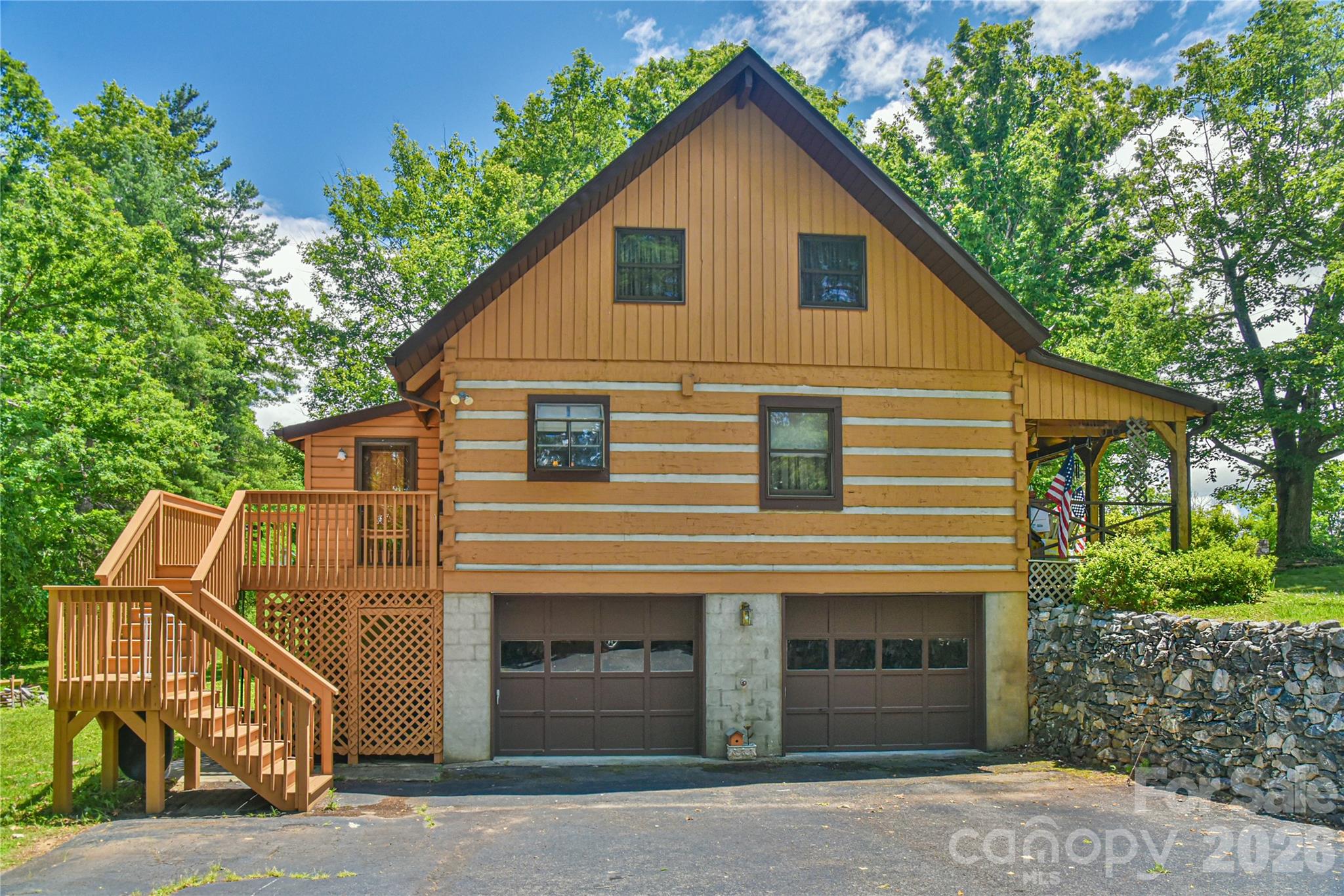 896 Aiken Road — Asheville