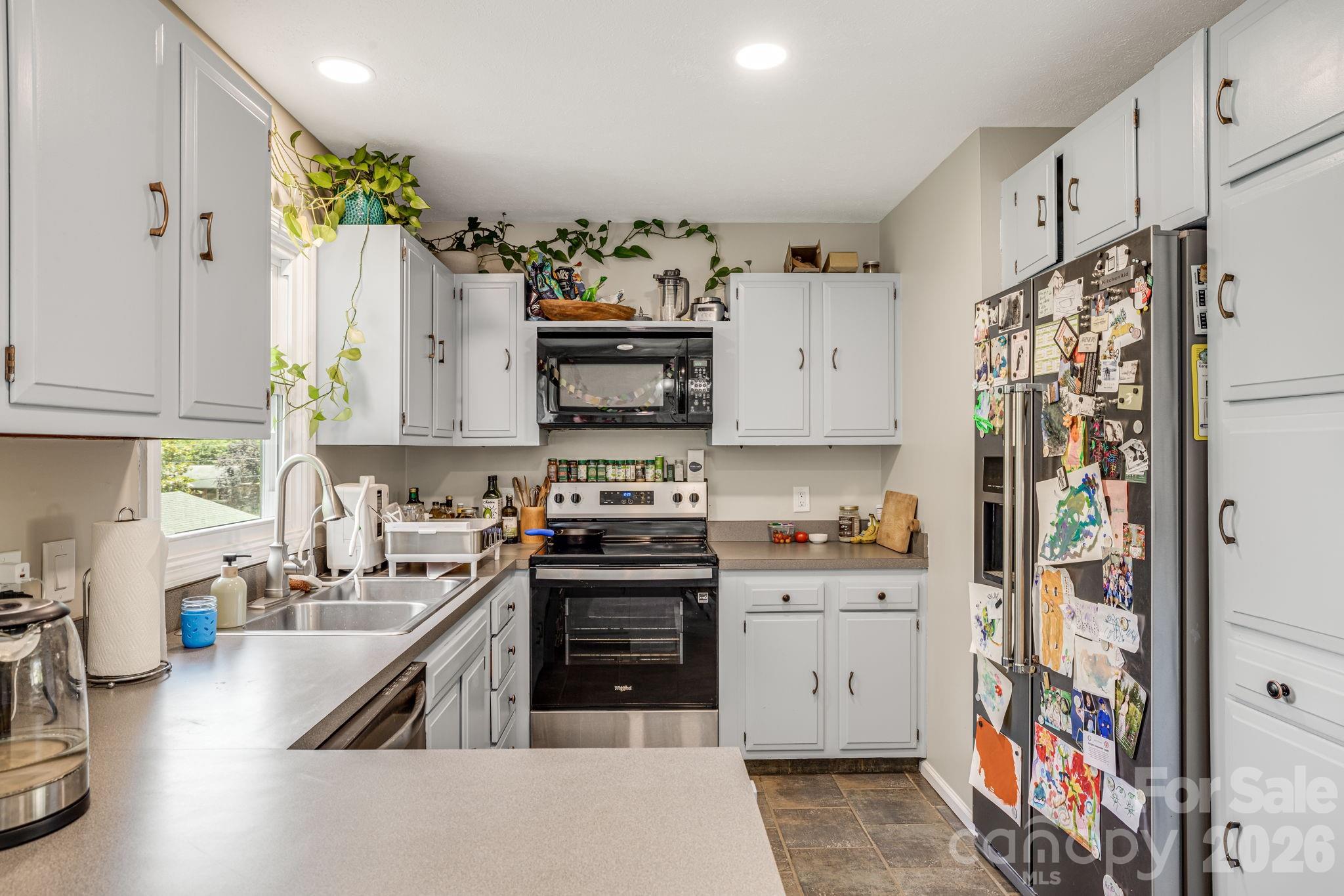 5 Hillview Road — Asheville