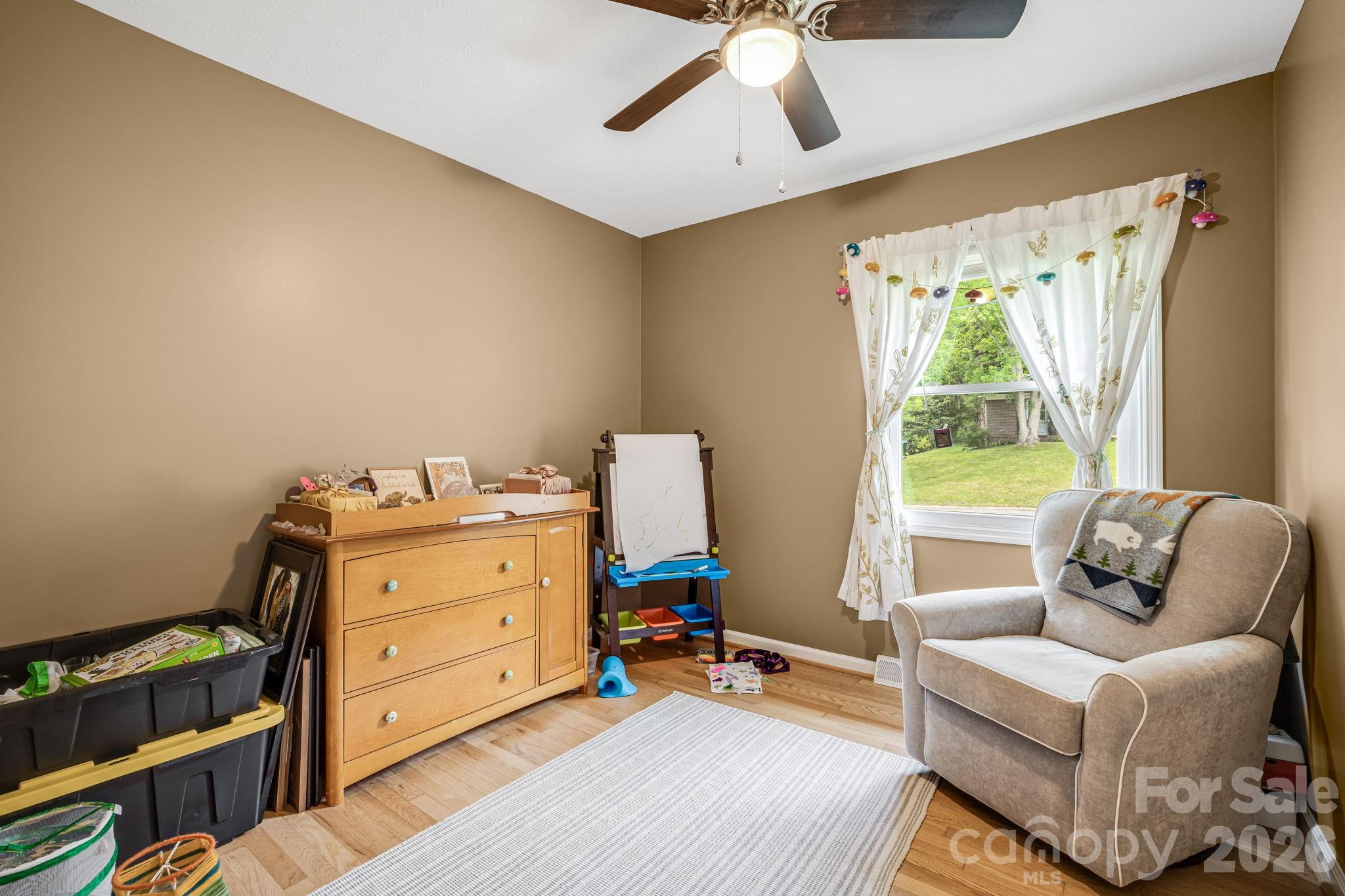 5 Hillview Road — Asheville
