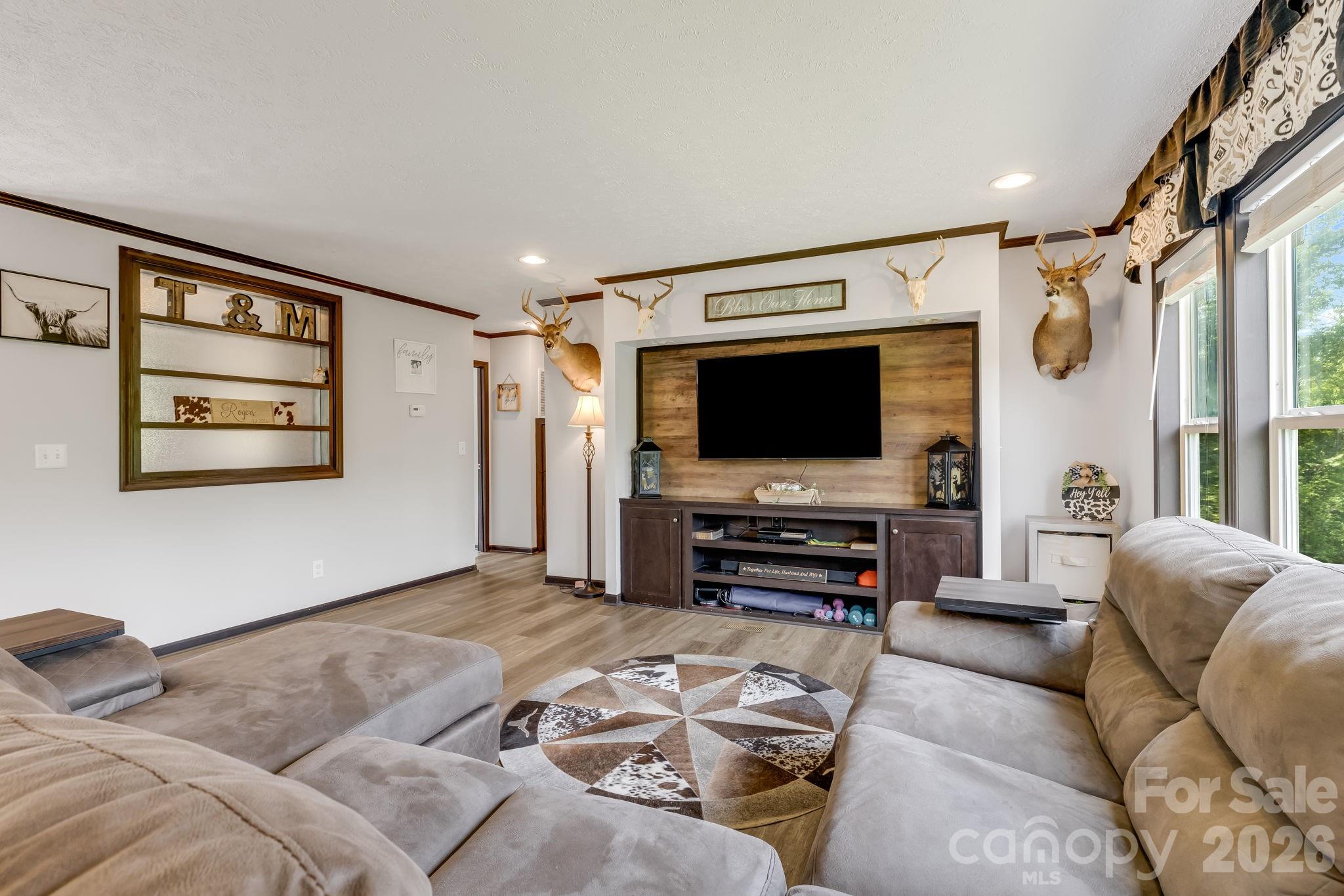 256 Phillips Valley Road — Mars Hill