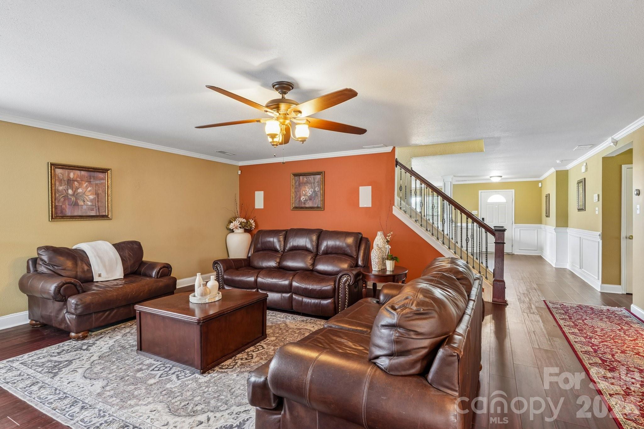 336 Farm Springs Drive — Mount Holly