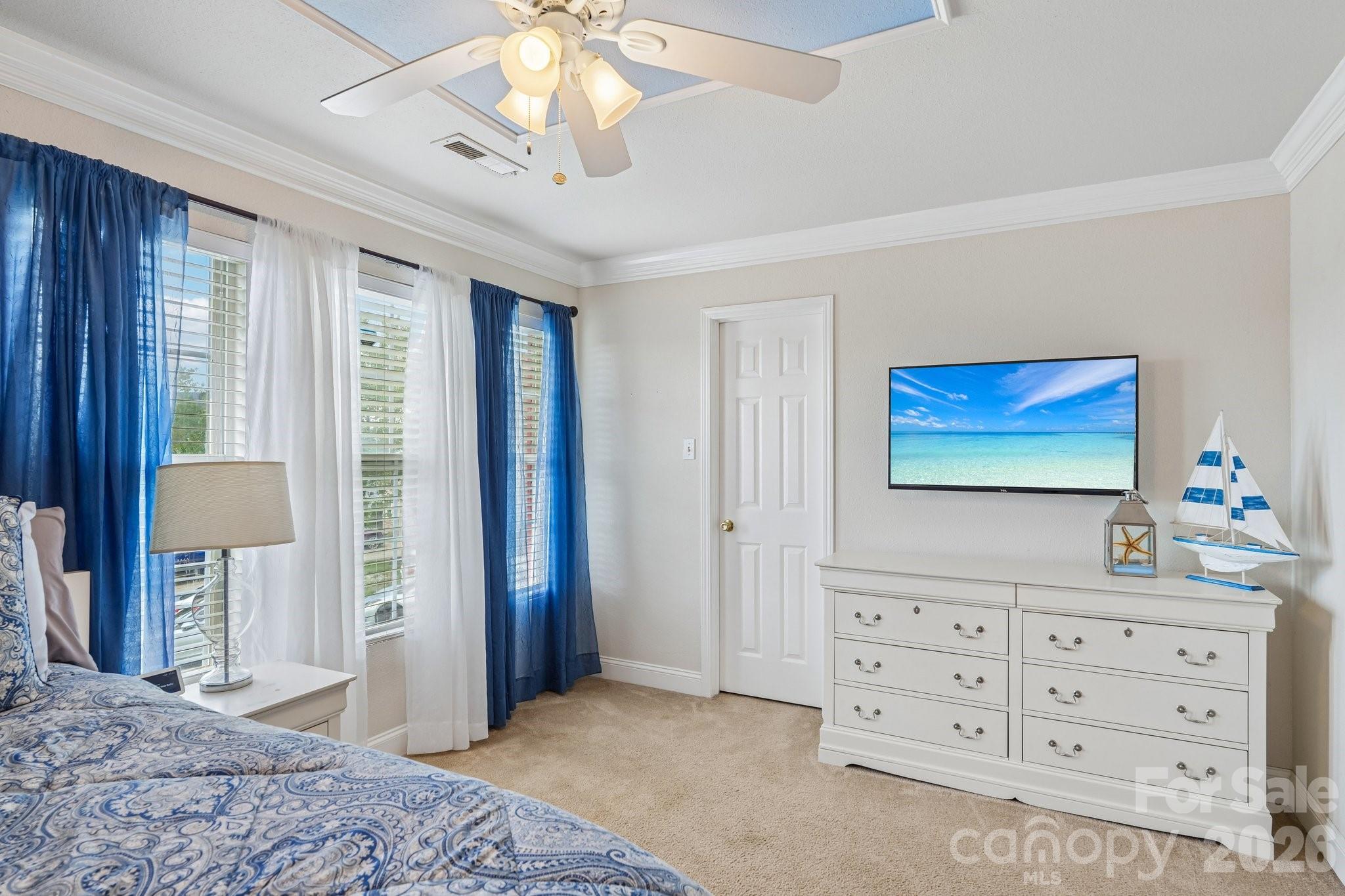 336 Farm Springs Drive — Mount Holly