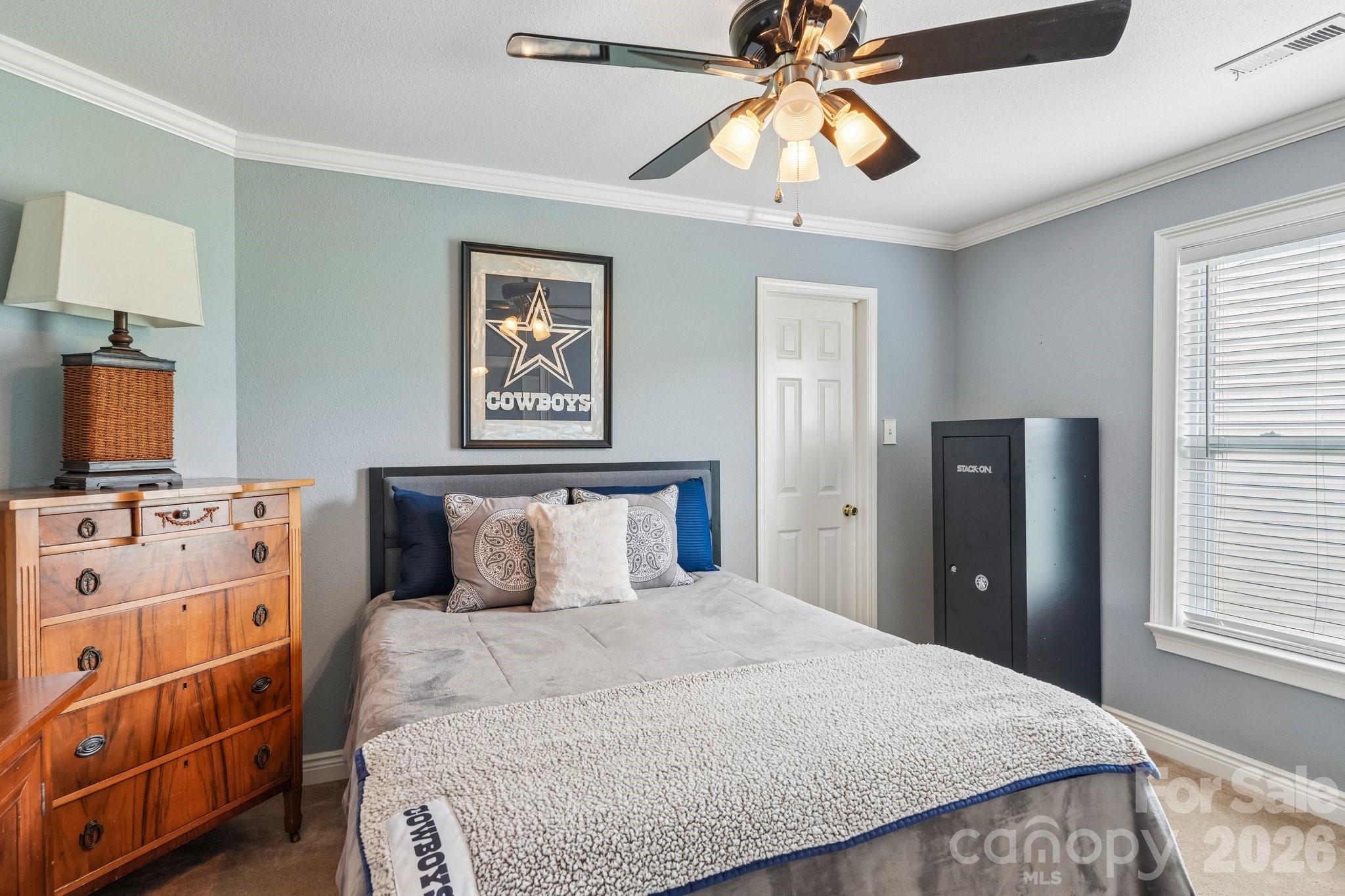 336 Farm Springs Drive — Mount Holly