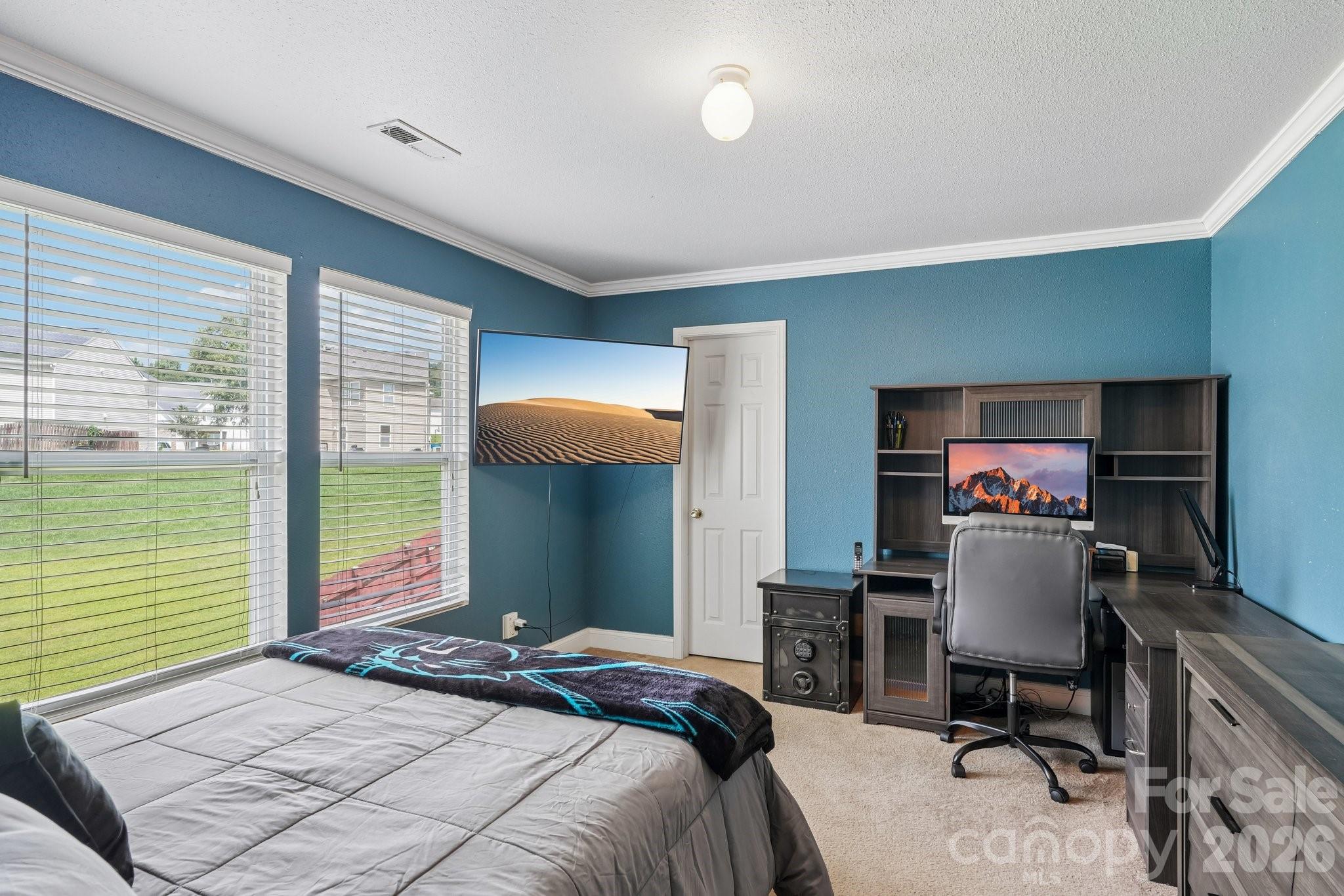 336 Farm Springs Drive — Mount Holly