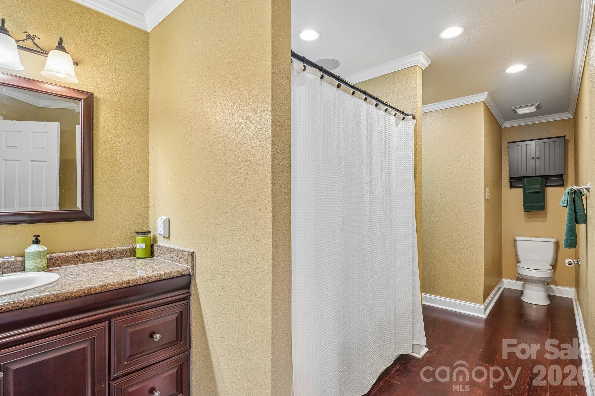 336 Farm Springs Drive — Mount Holly