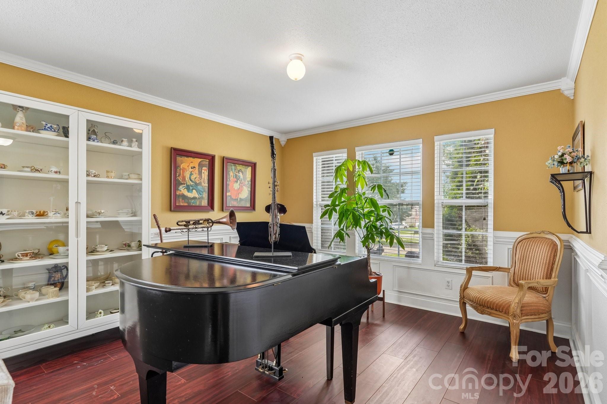 336 Farm Springs Drive — Mount Holly