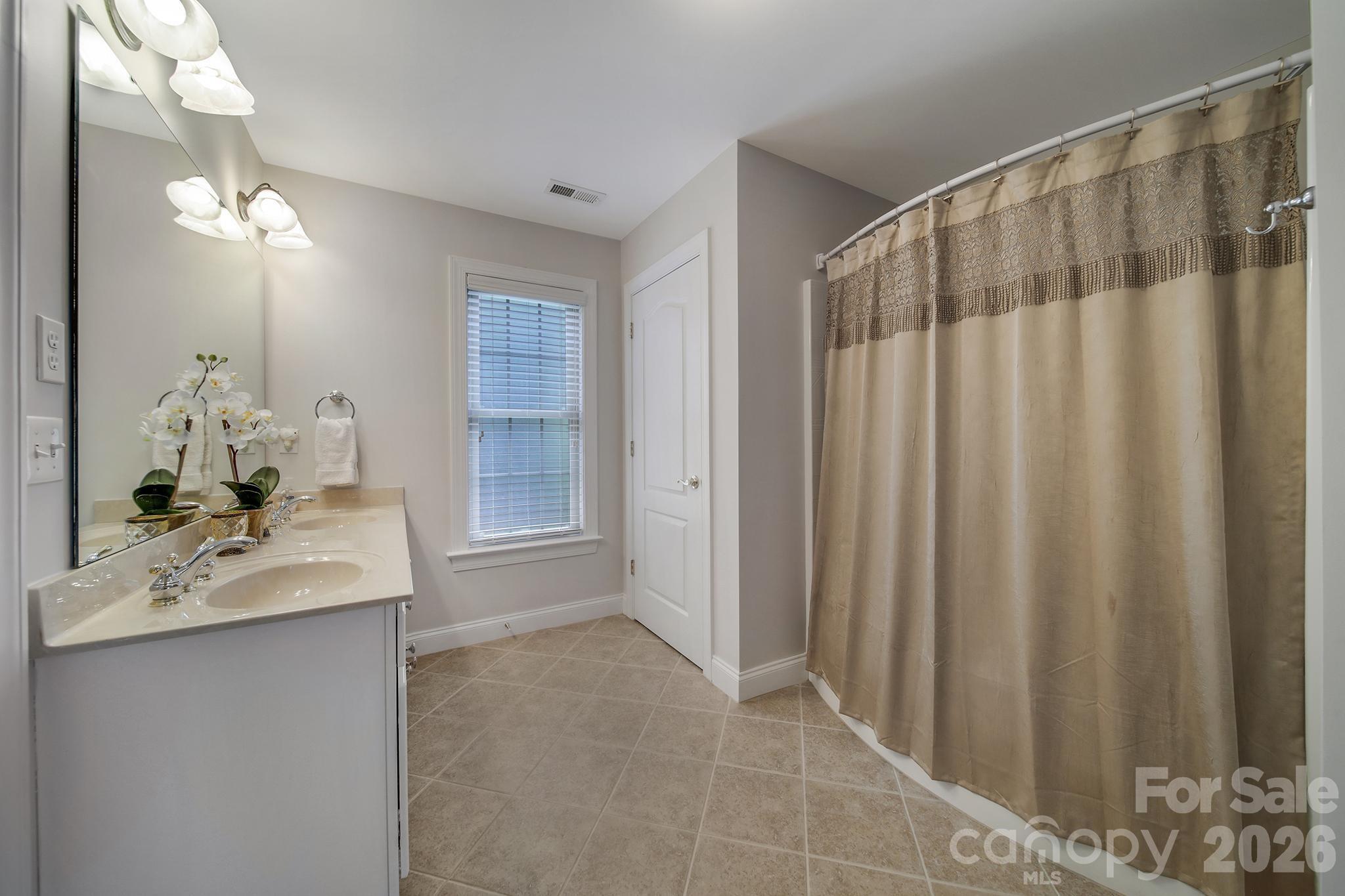 263 Hemingway Lane — Fort Mill
