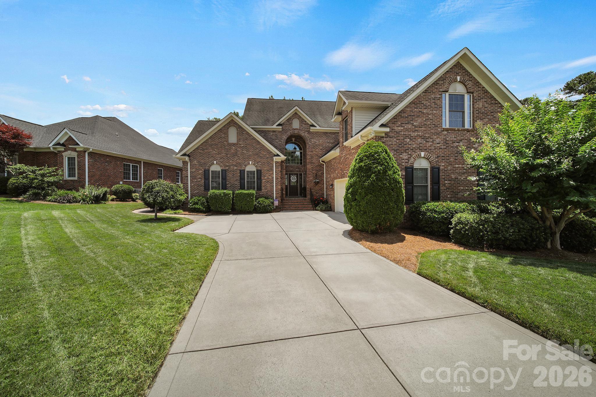 263 Hemingway Lane — Fort Mill