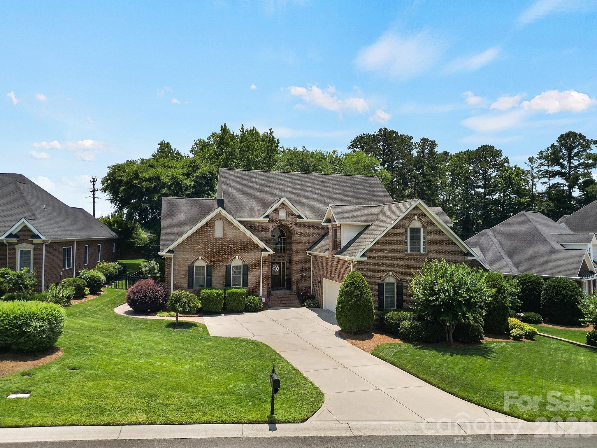 263 Hemingway Lane — Fort Mill