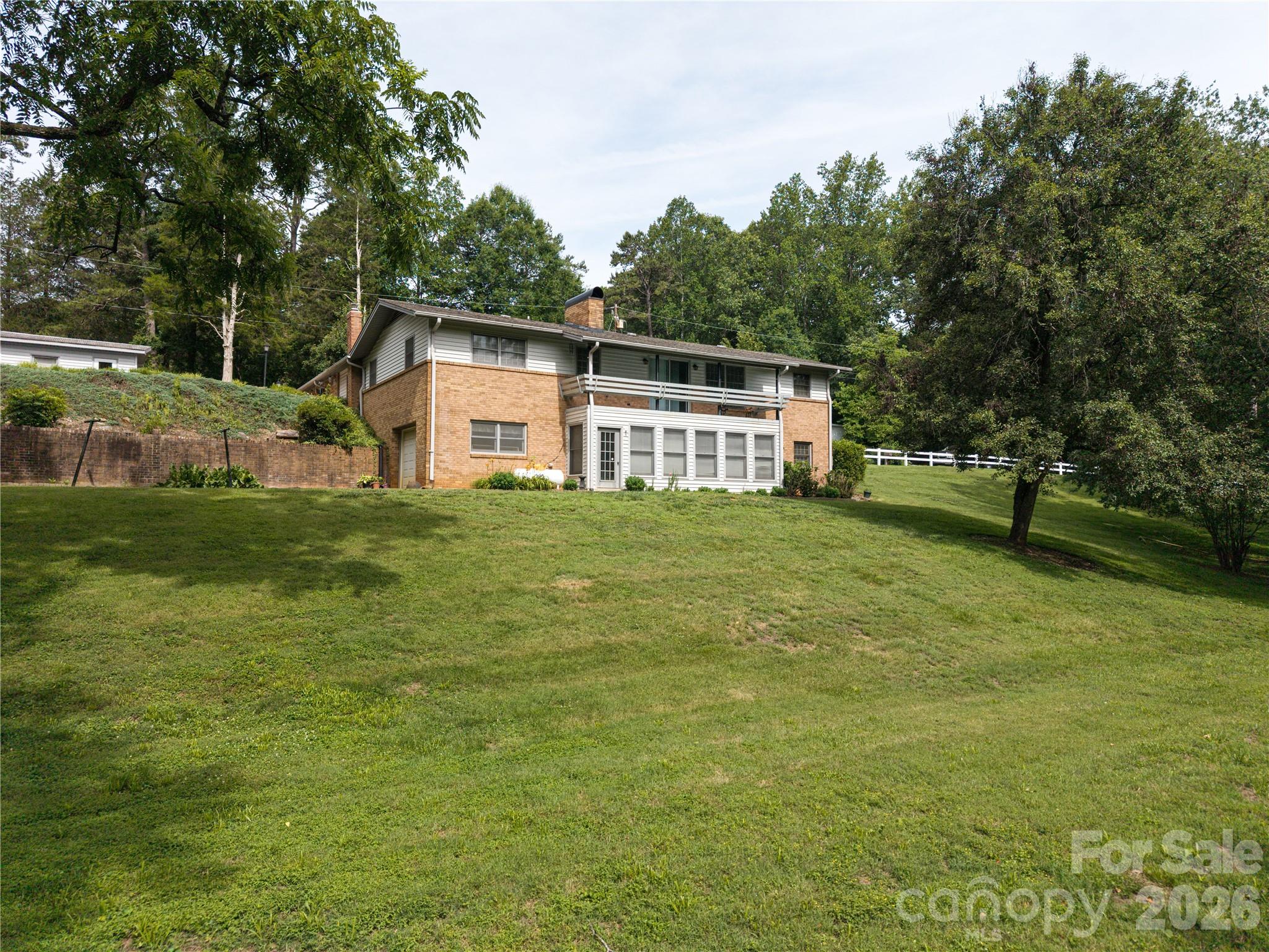 2234 Kool Park Road NE — Hickory