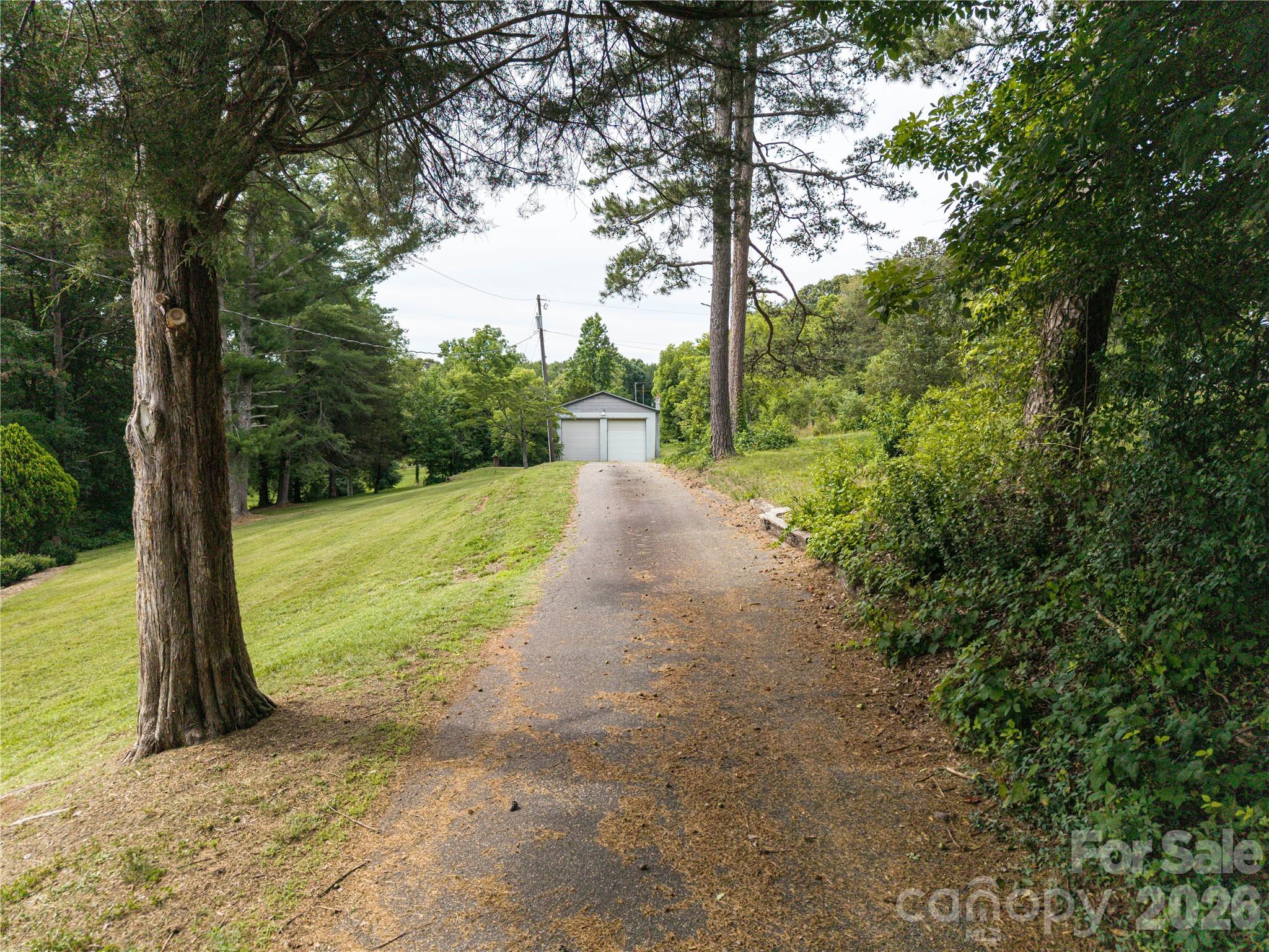 2234 Kool Park Road NE — Hickory