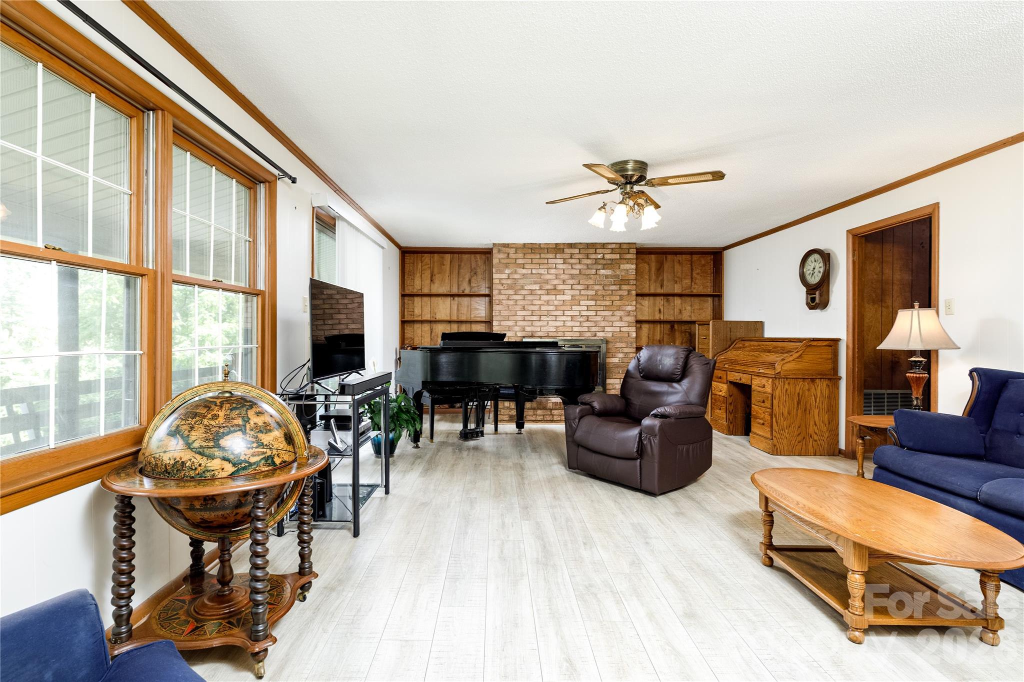 2234 Kool Park Road NE — Hickory