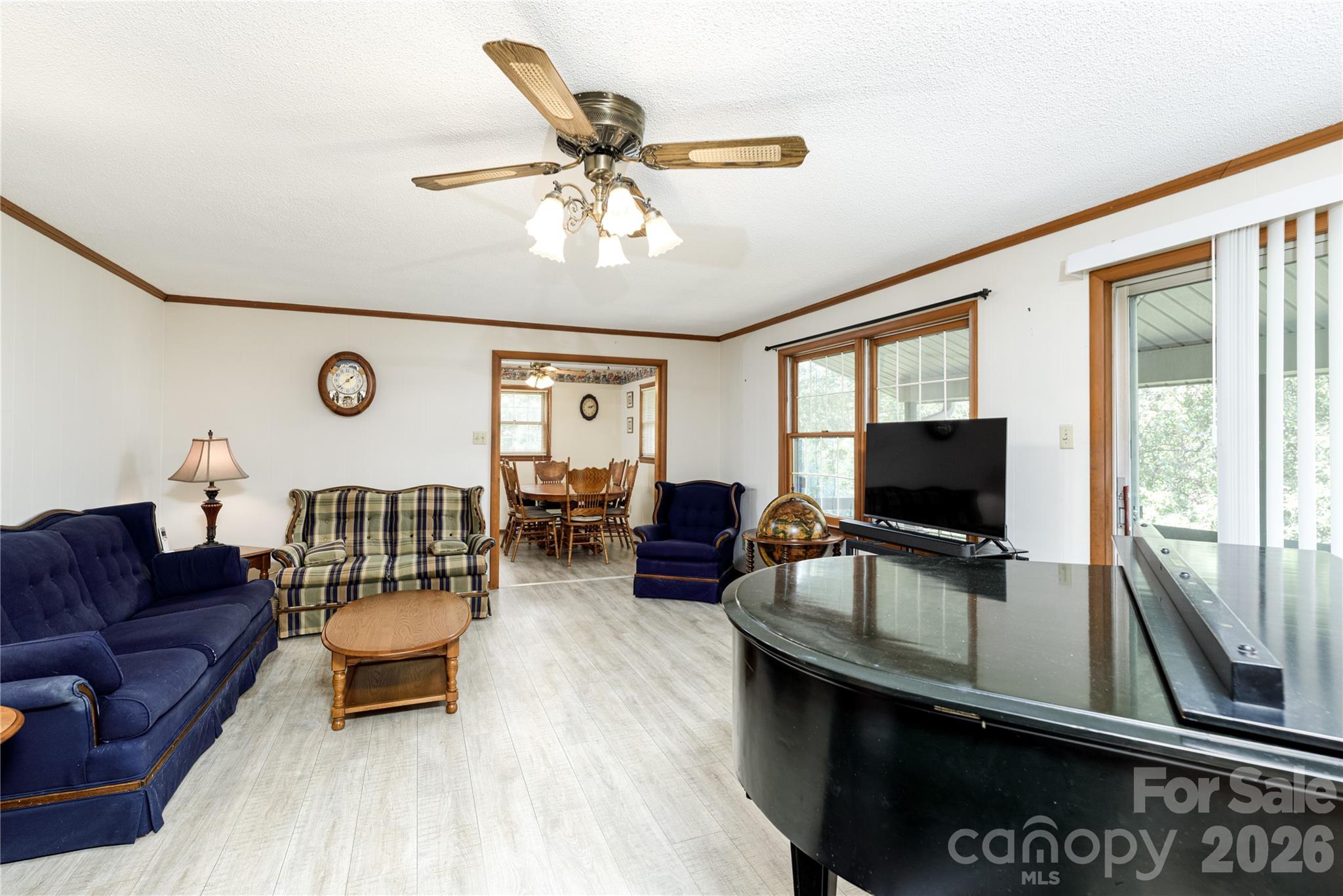 2234 Kool Park Road NE — Hickory