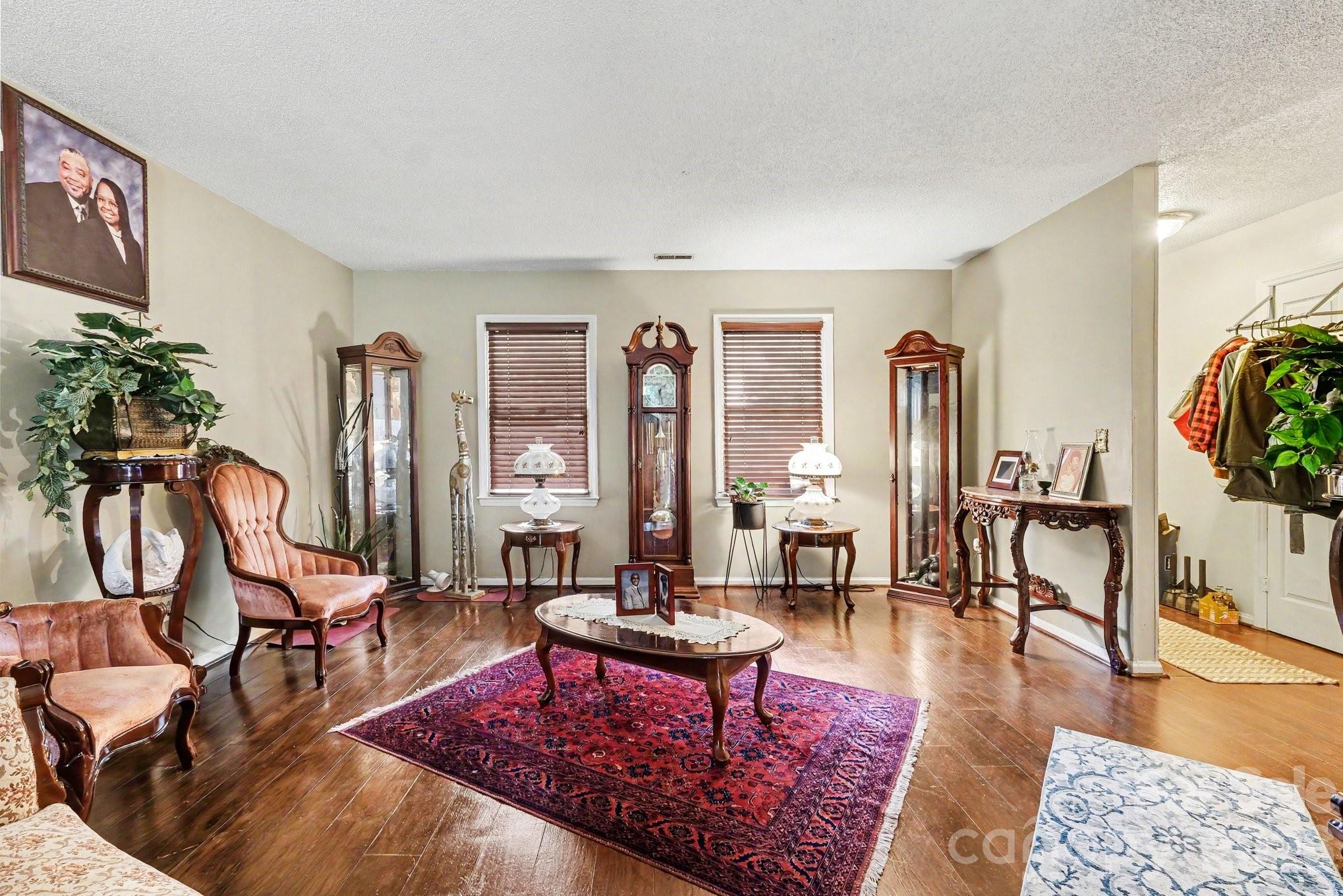1600 Teddington Drive — Charlotte