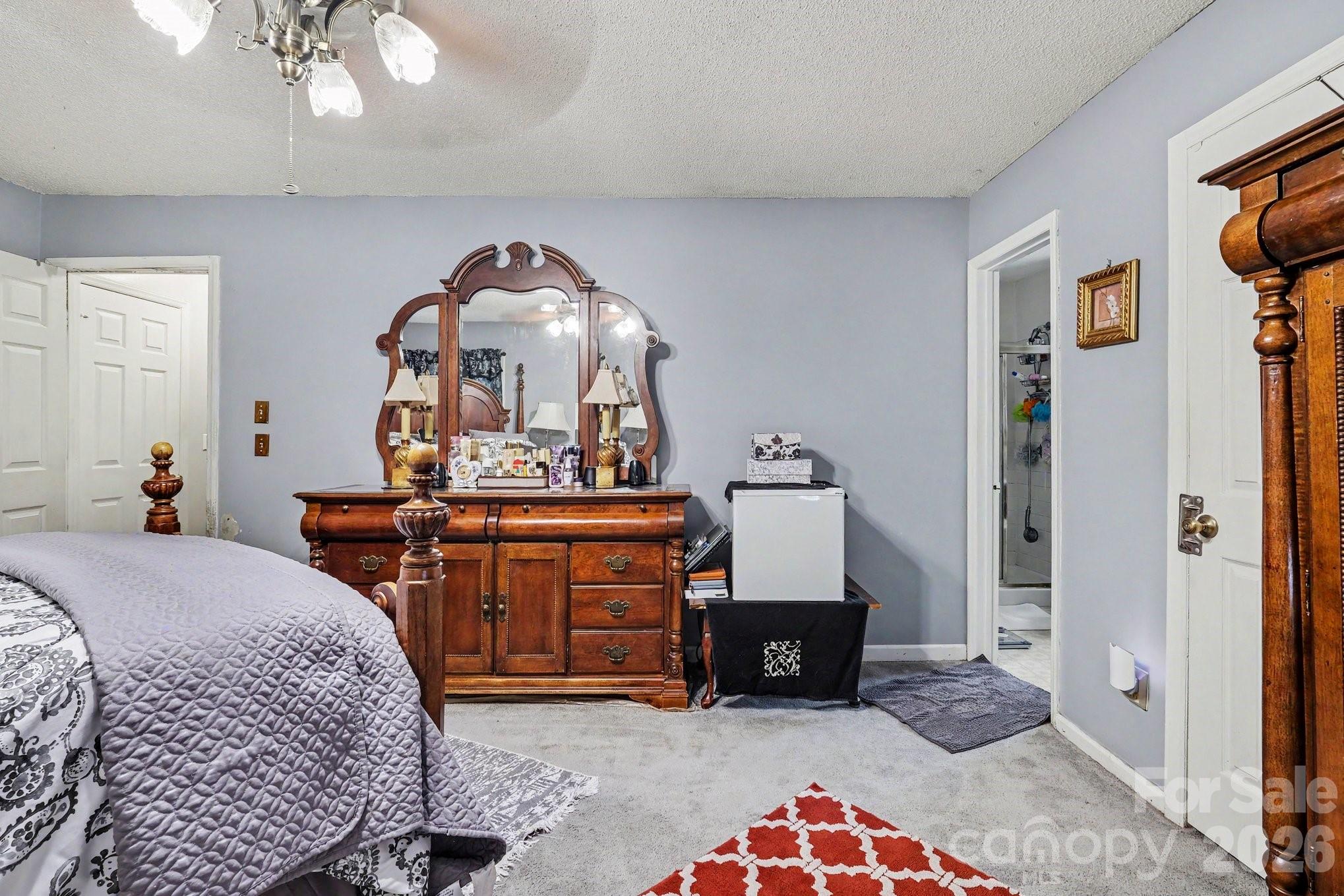 1600 Teddington Drive — Charlotte
