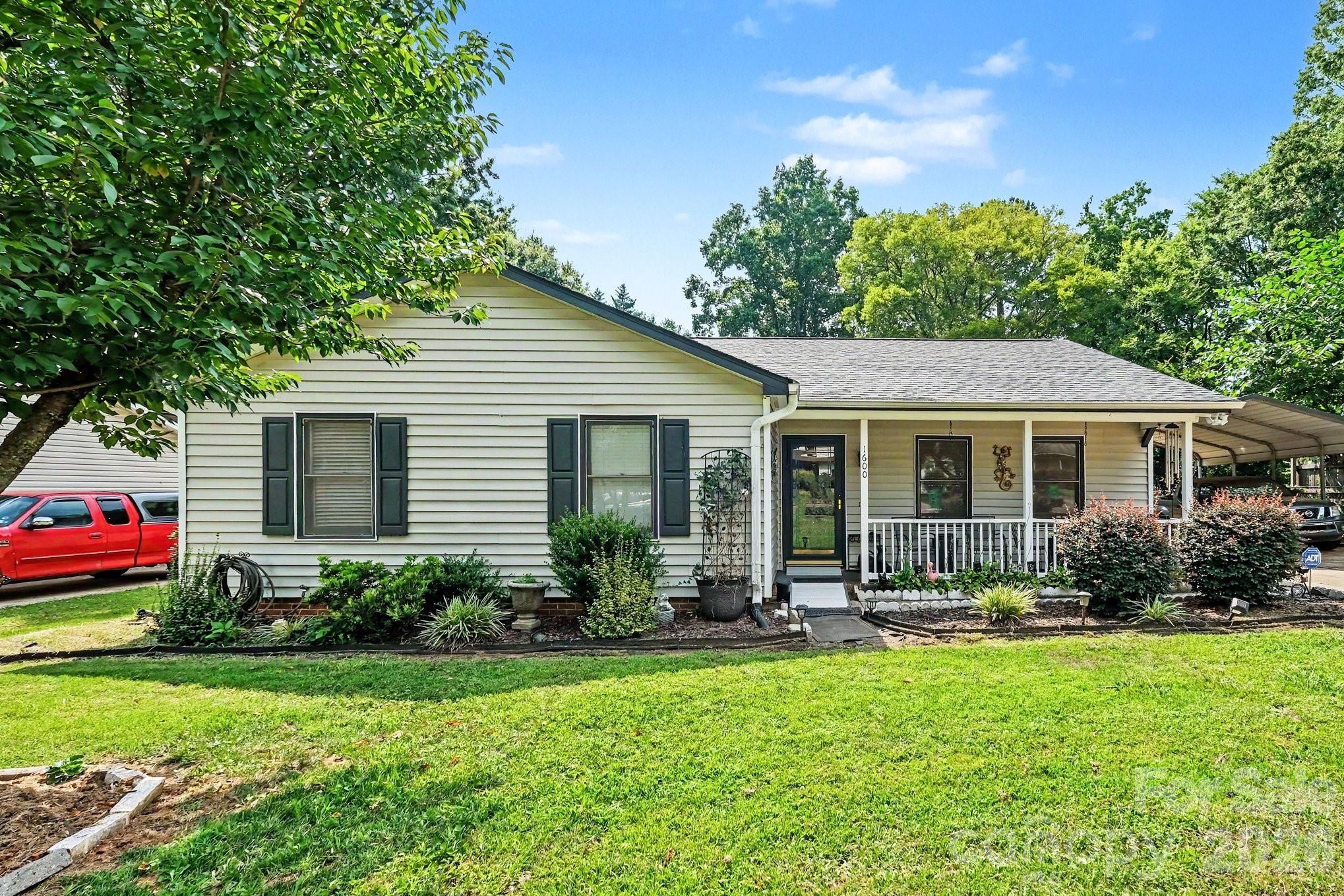 1600 Teddington Drive — Charlotte