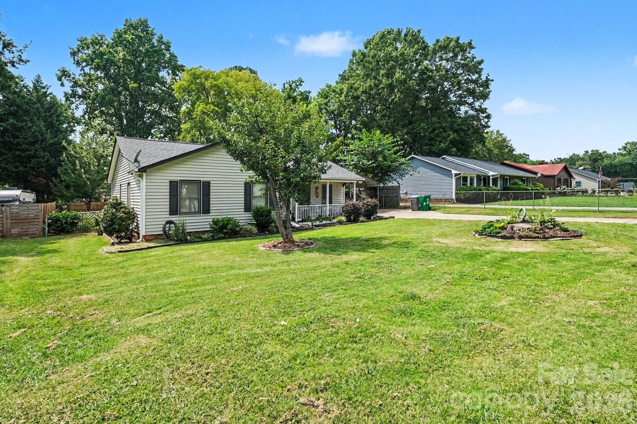 1600 Teddington Drive — Charlotte