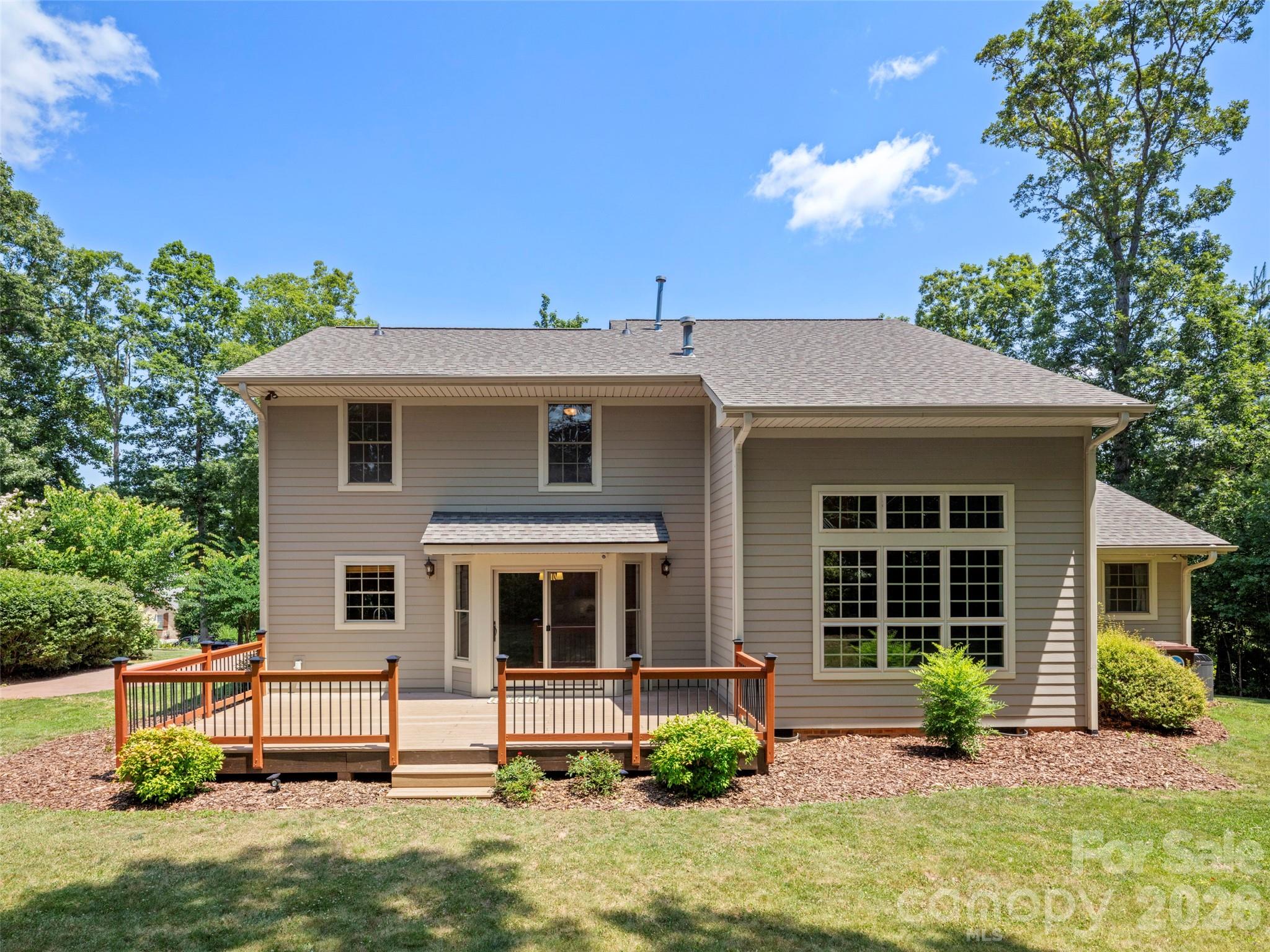 70 Ashley Woods Drive — Arden