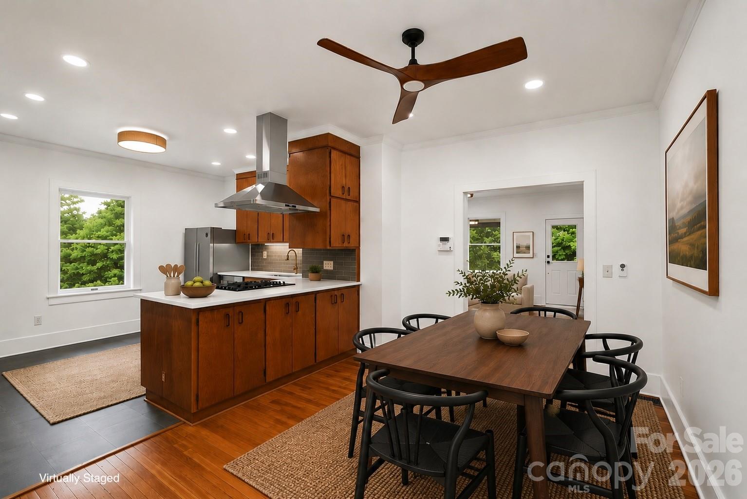 385 Chunns Cove Road — Asheville