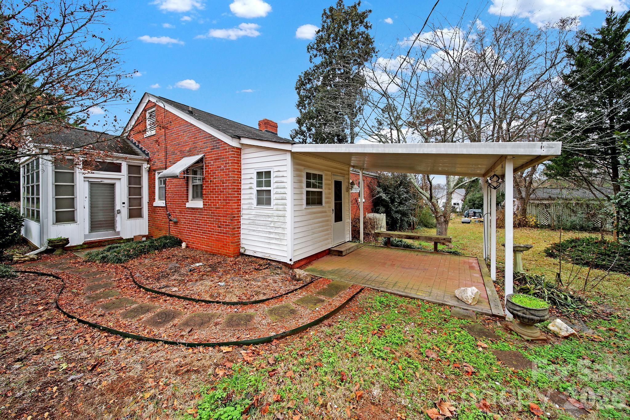 951 Cedar Street — Rock Hill