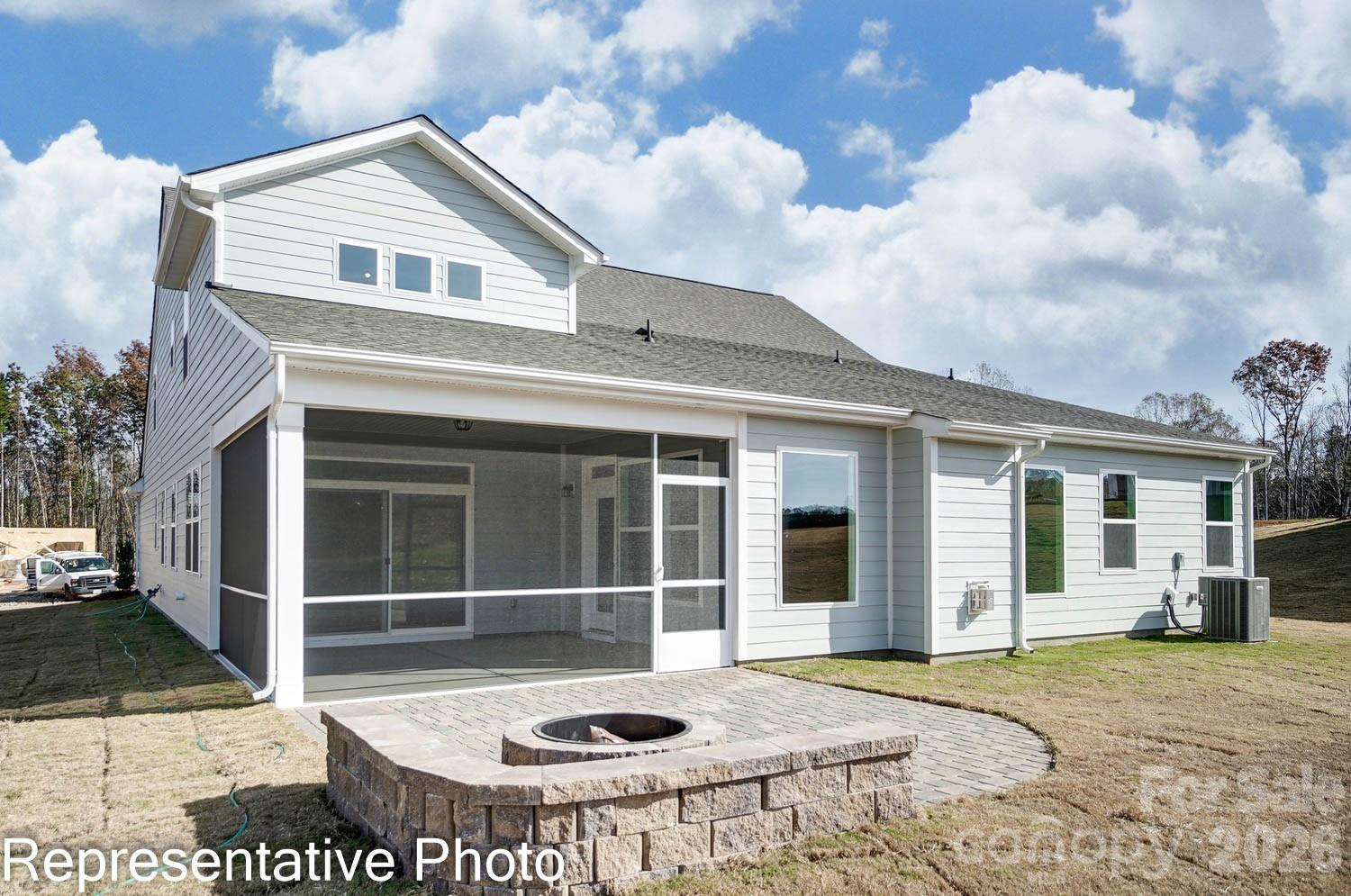 4493 Blue Mound Court — Stanley