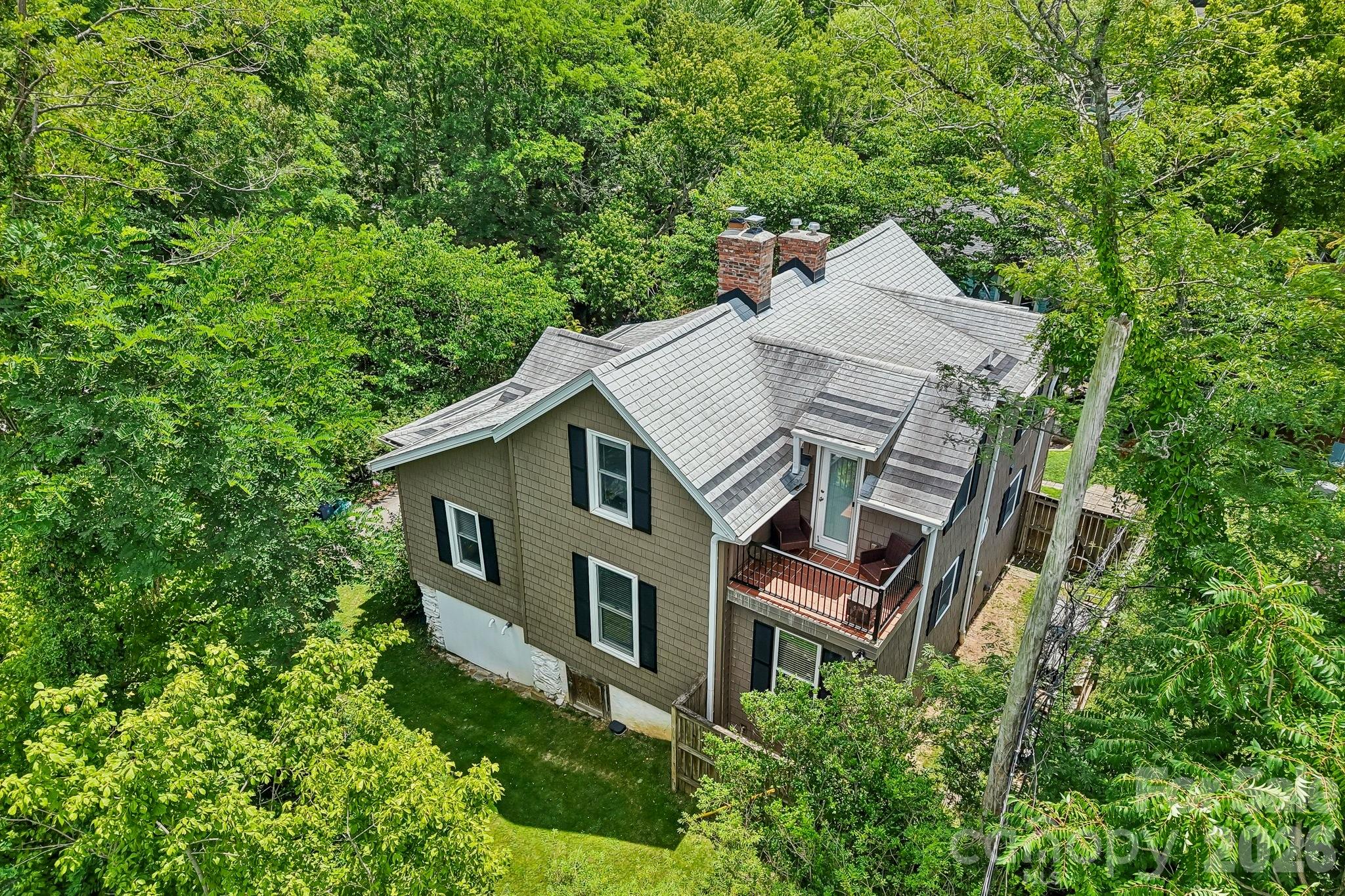 23 Tuskeegee Street — Asheville