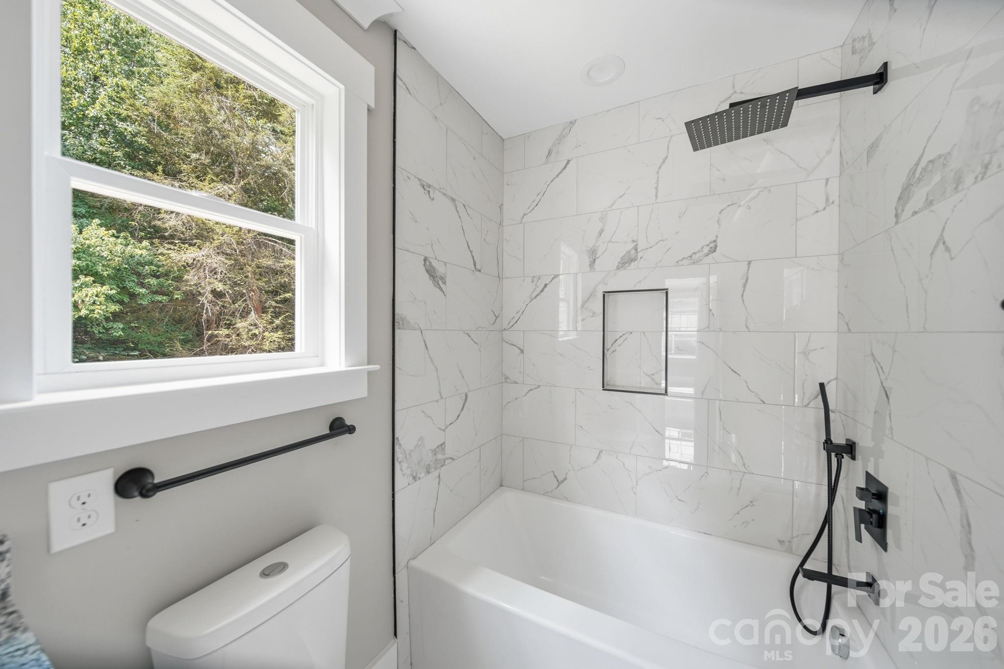 1829 Kingsley Street — Albemarle