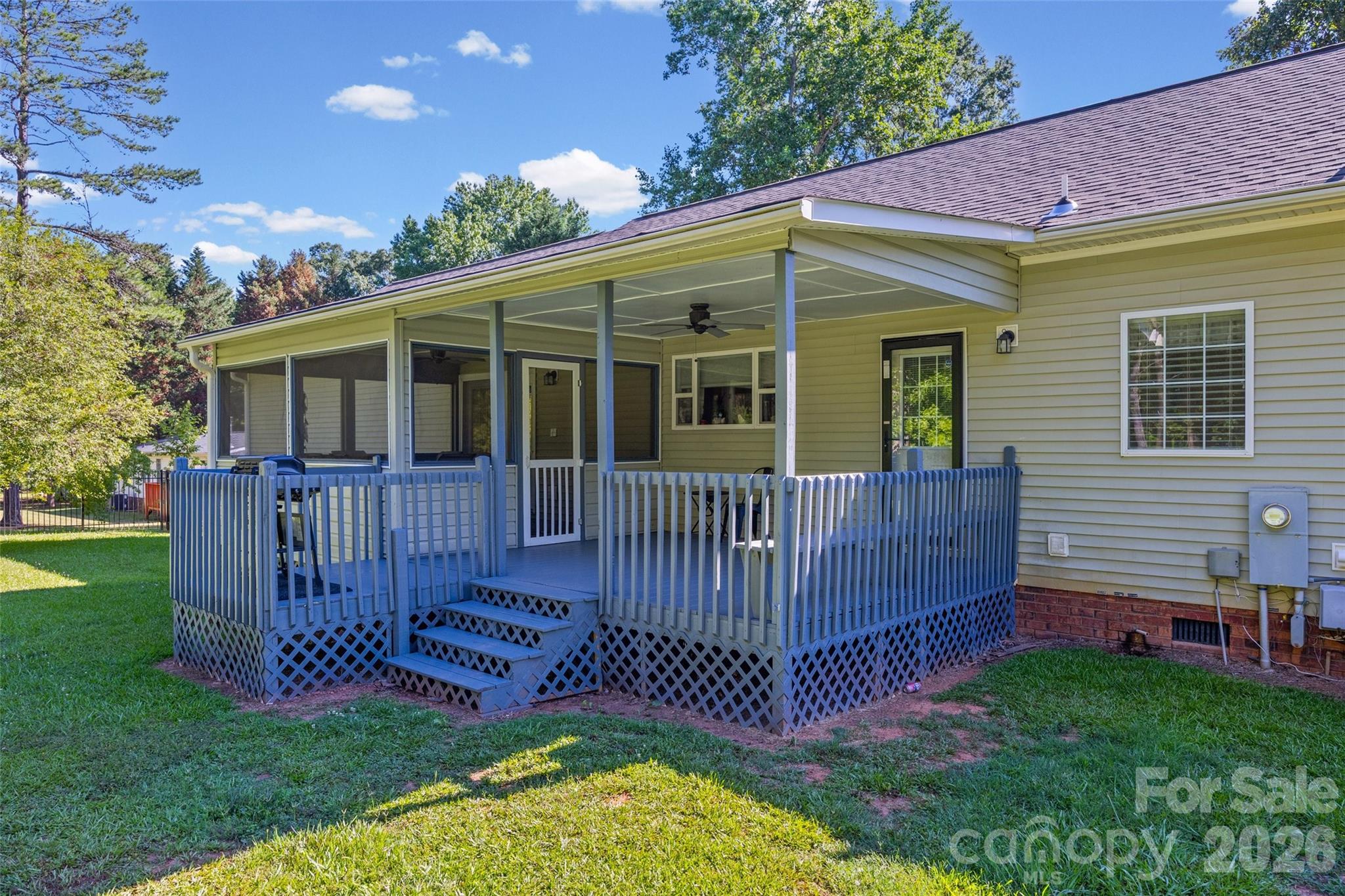 2361 S Springhill Court — York