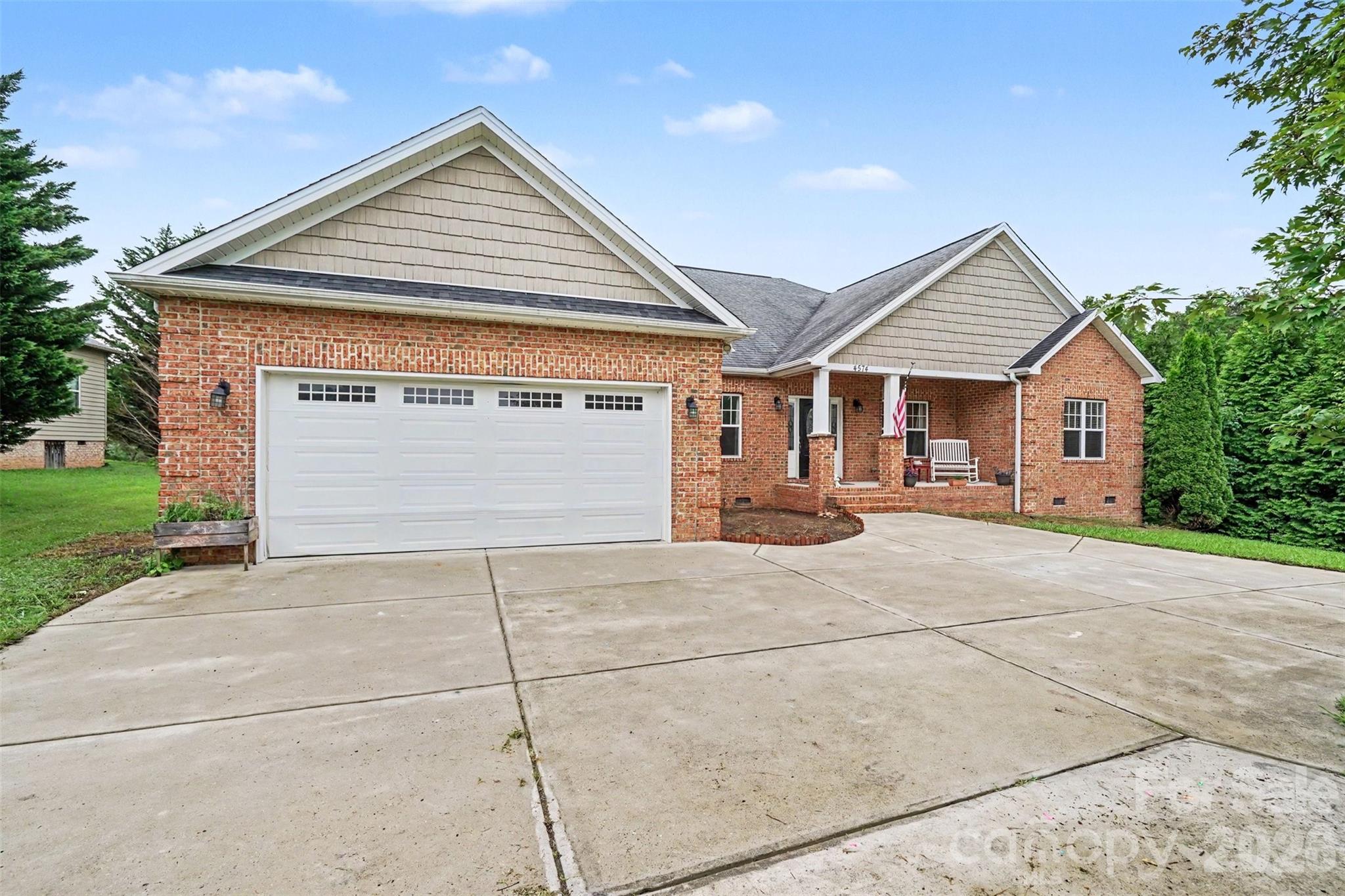 4574 Hunter Rhyne Road — Lincolnton