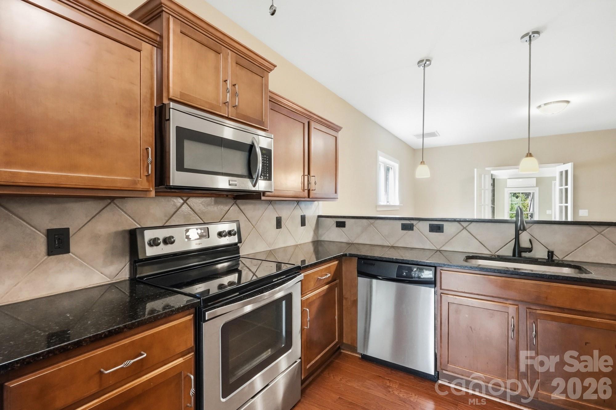 2740 Bramble Ridge Court — Charlotte