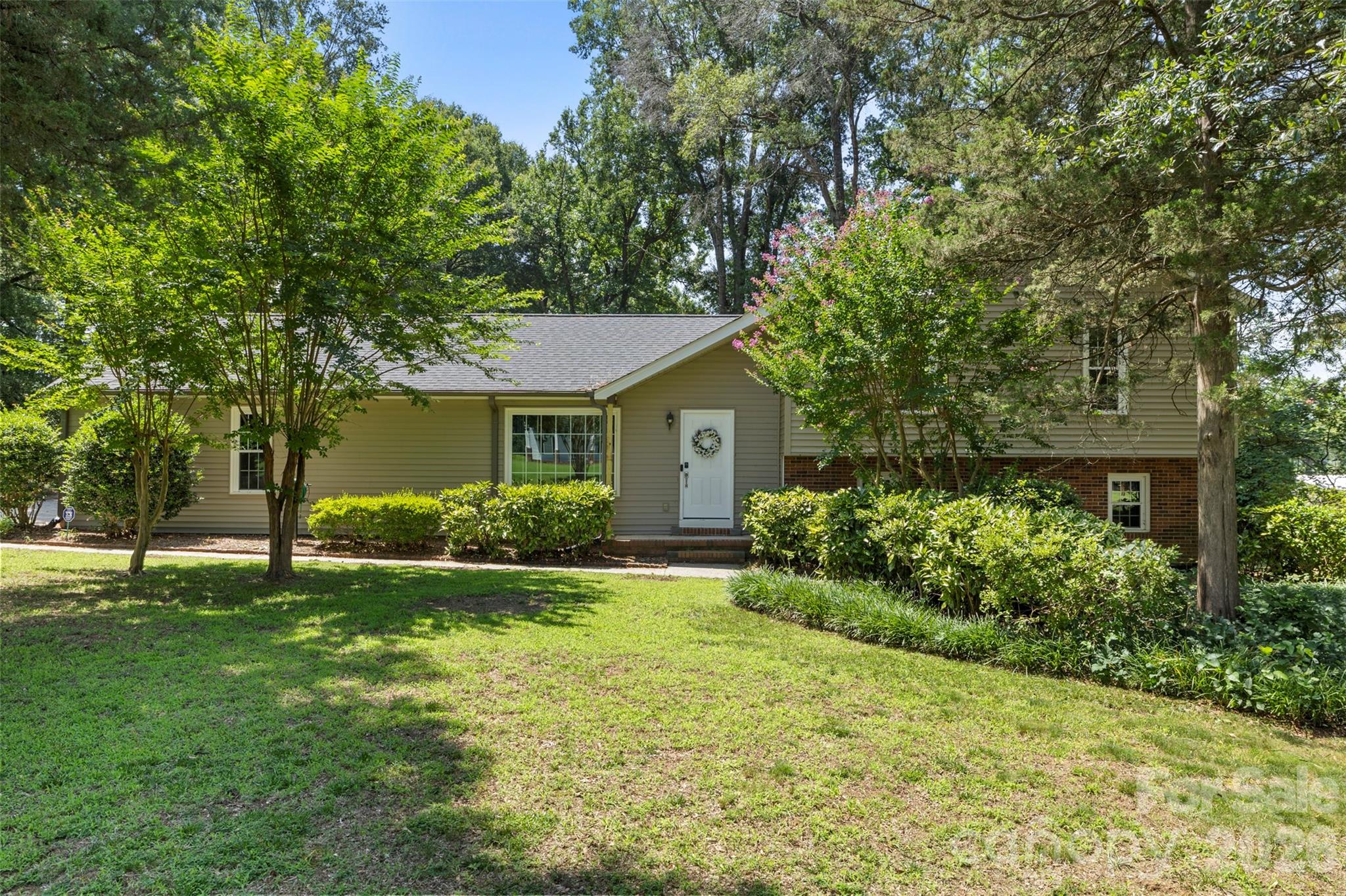 5381 Woodside Drive — Rock Hill