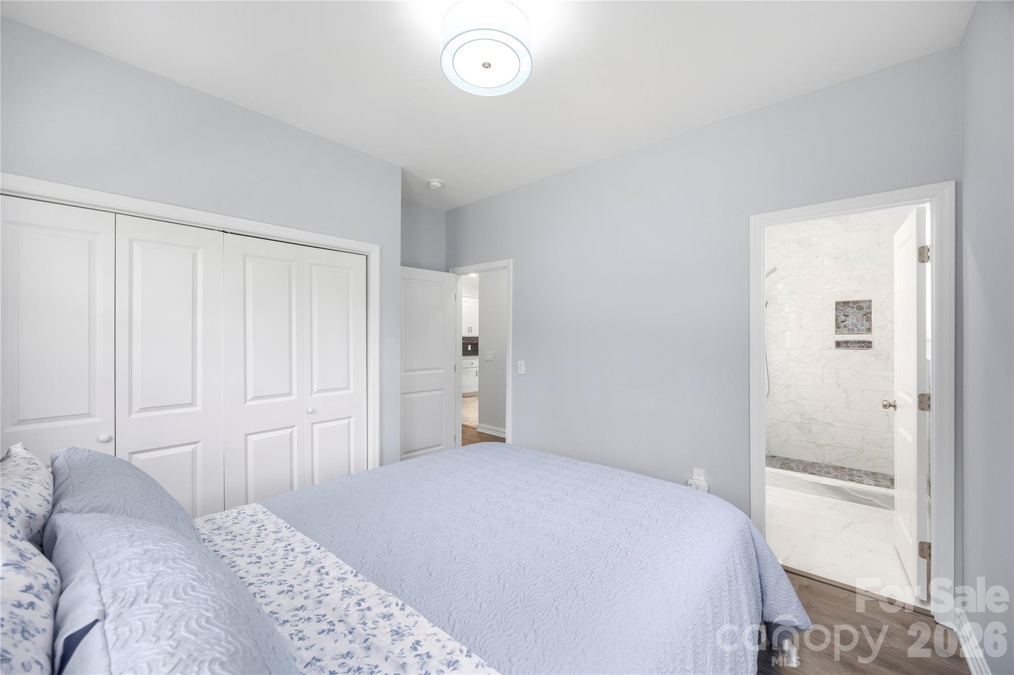 400 Charles Pettus Road — Lancaster