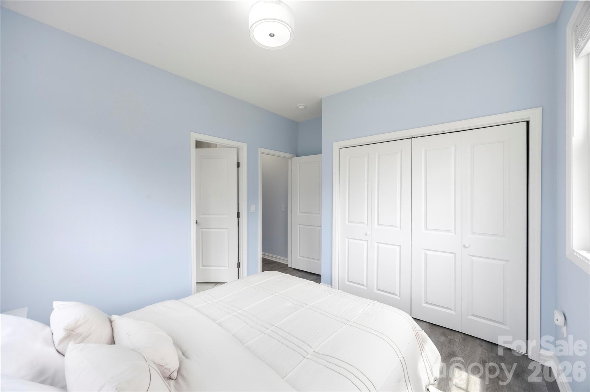 400 Charles Pettus Road — Lancaster