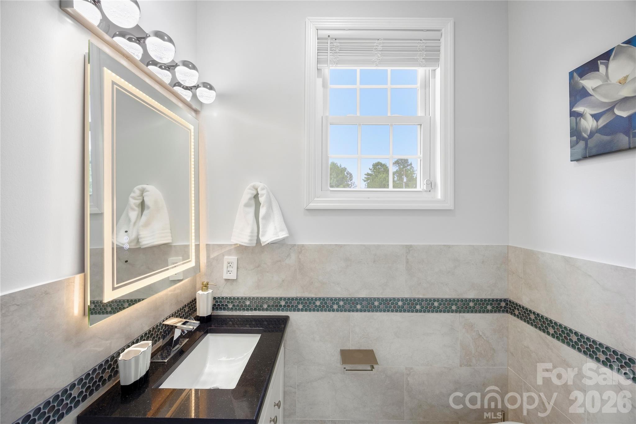 400 Charles Pettus Road — Lancaster